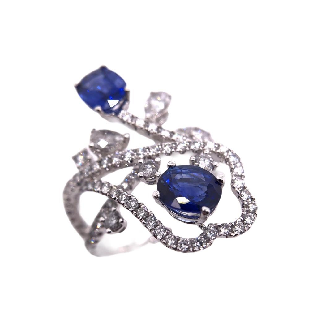 Women's Paris Craft House Royal Blue Sapphire Diamond Ring in 18 Karat White Gold For Sale