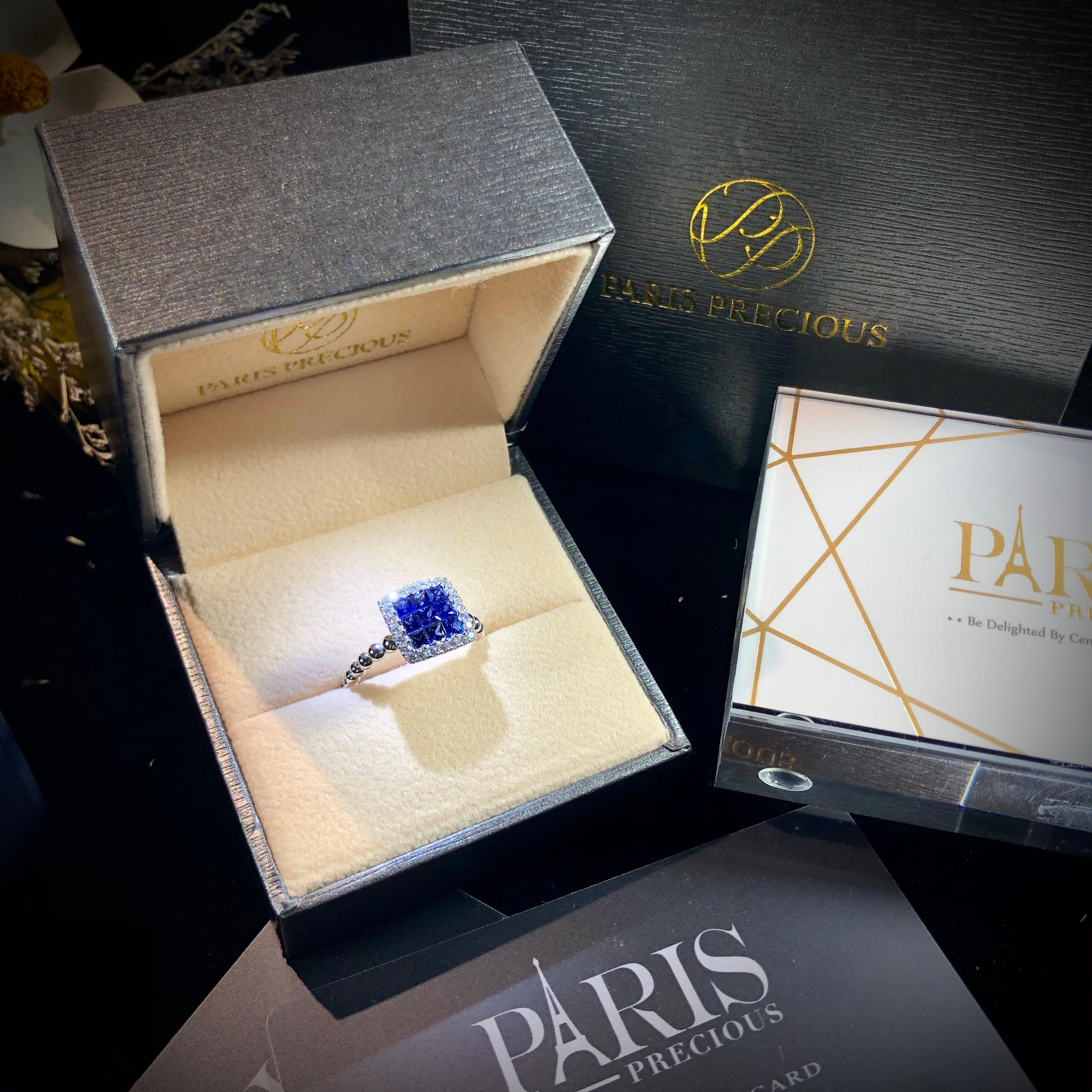 Paris Craft House Sapphire Diamond Cluster Ring in 18 Karat White Gold For Sale 2
