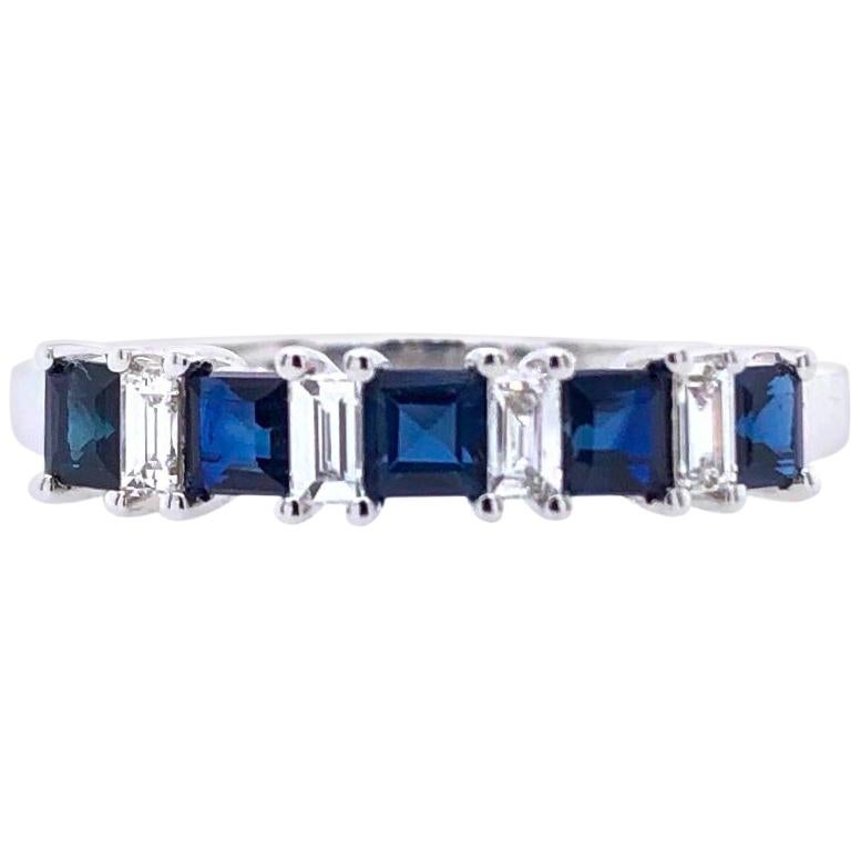Paris Craft House Sapphire Diamond Ring in 18 Karat White Gold For Sale