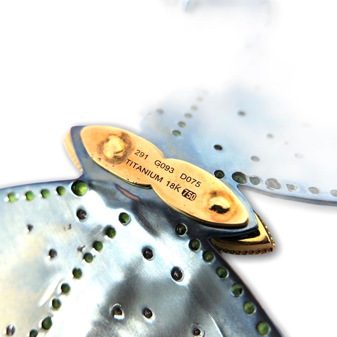 Men's Paris Craft House Tsavorite Diamond Butterfly Brooch Pin in Titanium 18K Gold For Sale