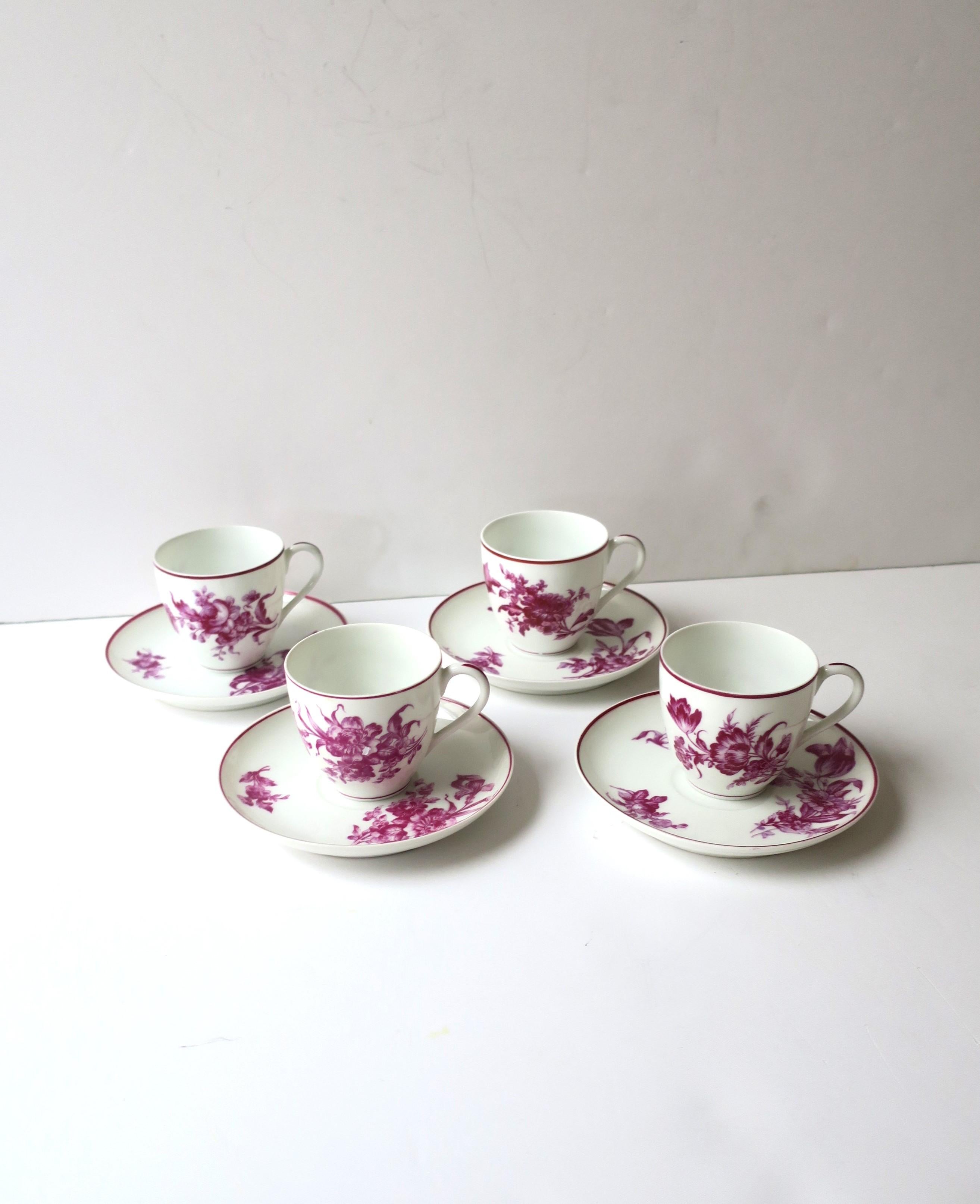 20th Century Paris French Porcelain Coffee Espresso or Tea Demitasse Cup & Saucer, Set of 4 For Sale