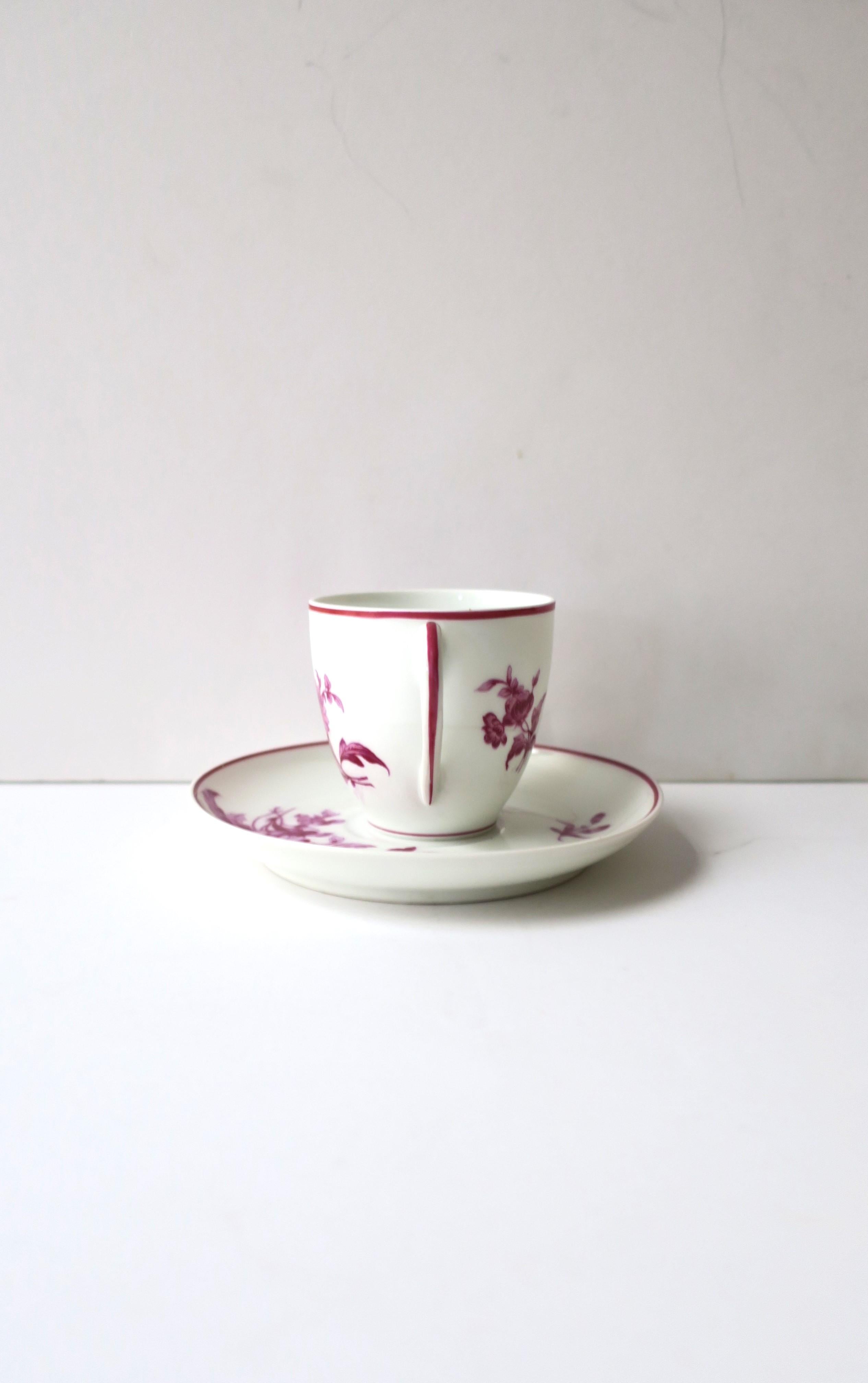 Paris French Porcelain Coffee Espresso or Tea Demitasse Cup & Saucer, Set of 4 For Sale 2