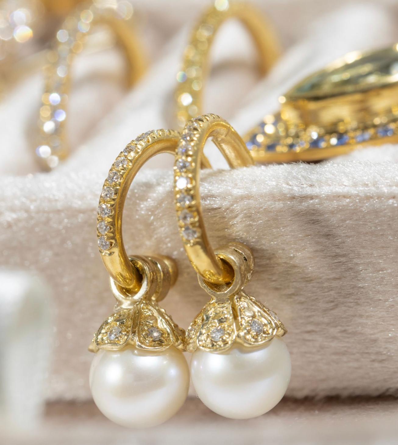 Brilliant Cut Paris & Lily, 22k Gold, Diamond Hoop Earrings with Removable Pearl Pendants For Sale