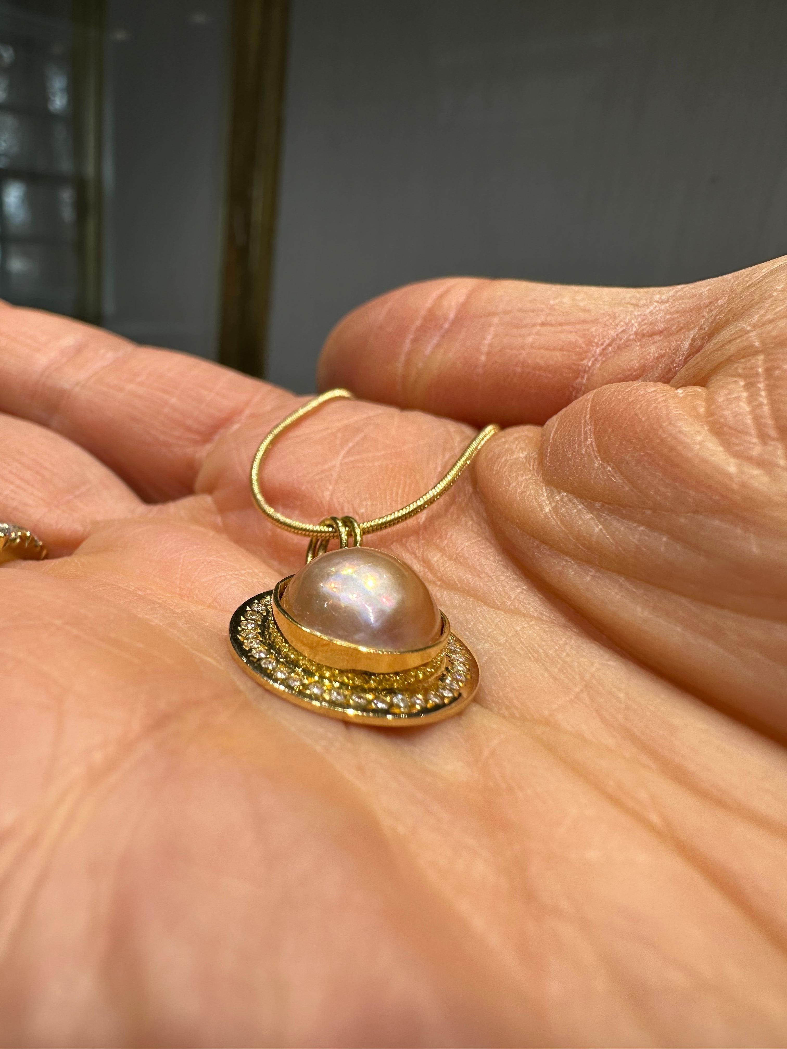 Brilliant Cut Paris & Lily, Handmade, 22k Gold, Pink Mabe Pearl Pendant with Diamonds For Sale