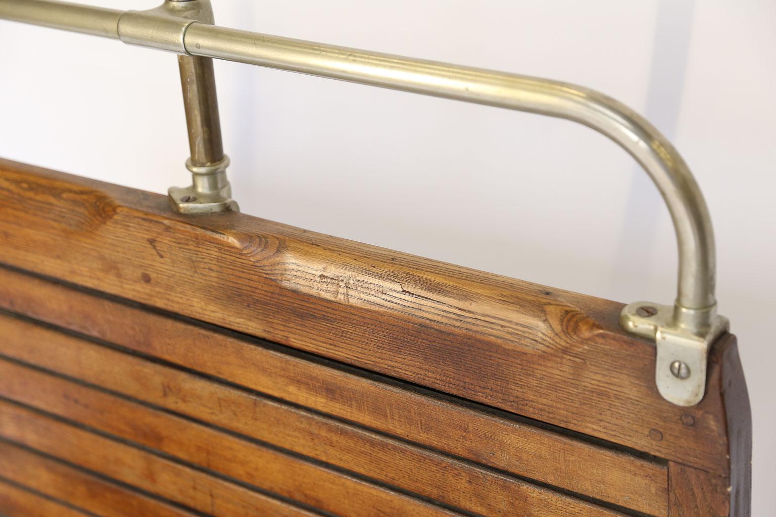 Paris Metro Car Bench 2