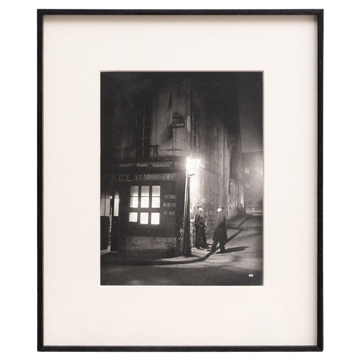 Paris Nocturne : Portrait urbain de Brassai Héliogravure encadrée, vers 1930 en vente