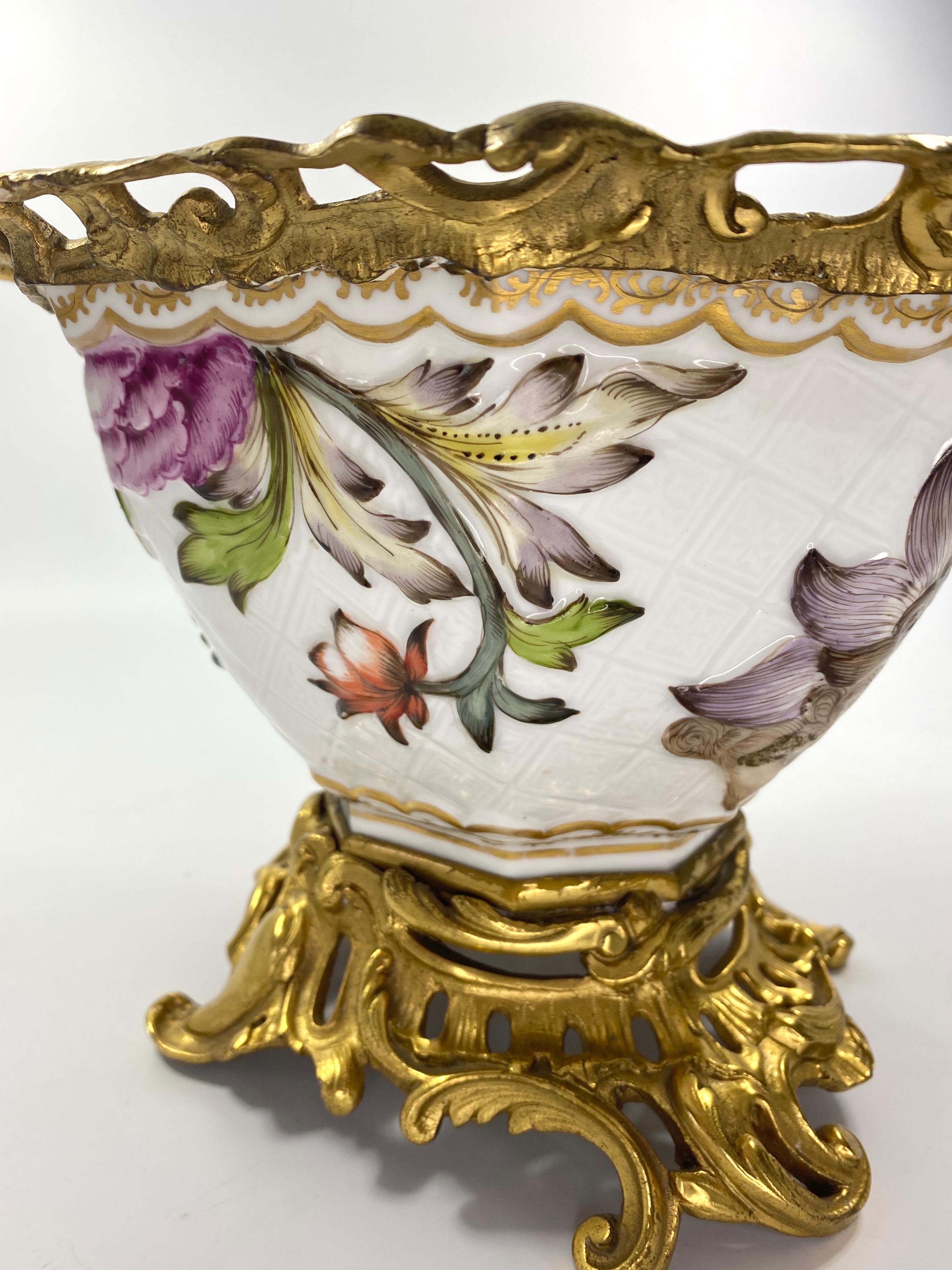 Paris Porcelain Bowl with Ormolu Mounts, circa 1880 In Good Condition In Gargrave, North Yorkshire
