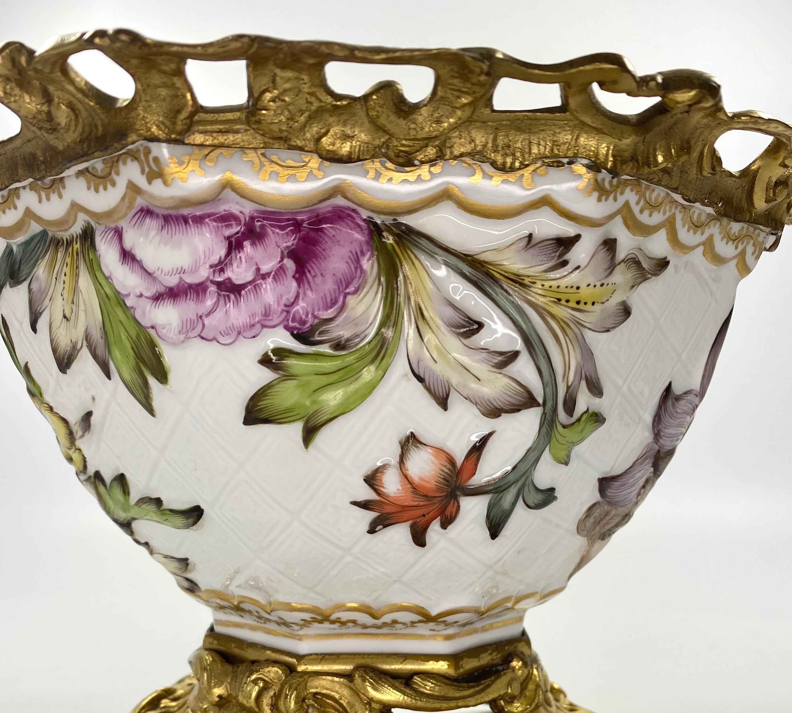 Paris Porcelain Bowl with Ormolu Mounts, circa 1880 2