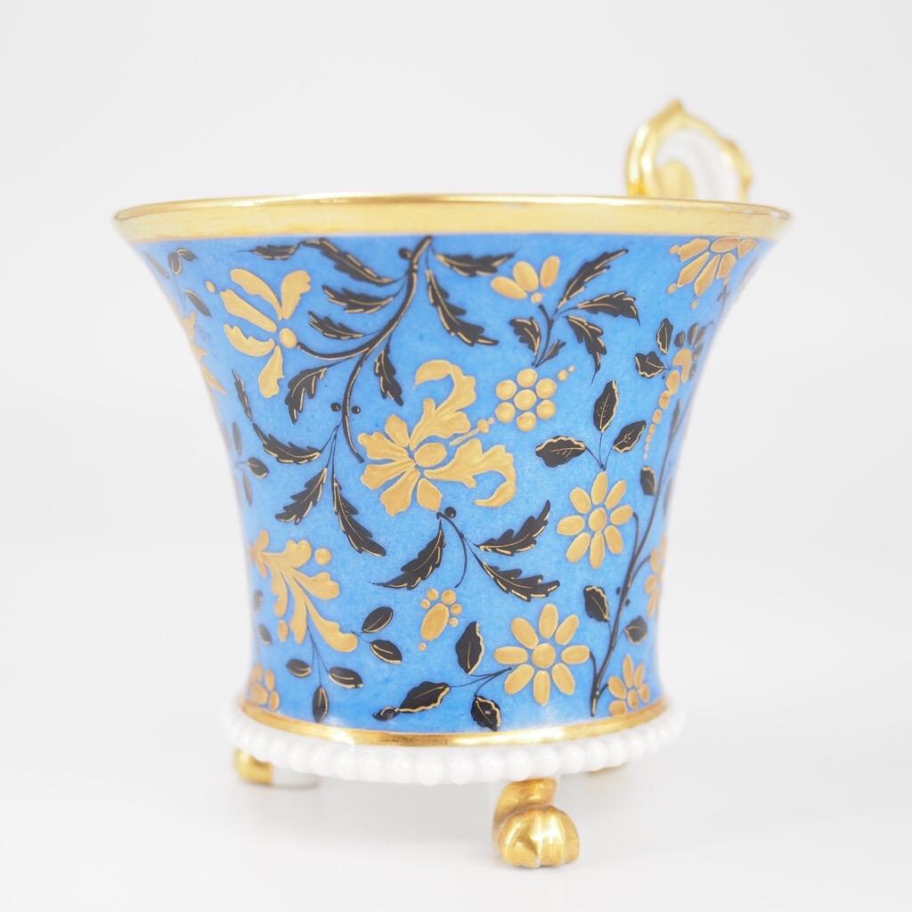 Paris Porcelain Cabinet Cup & Saucer, circa 1830 For Sale 2