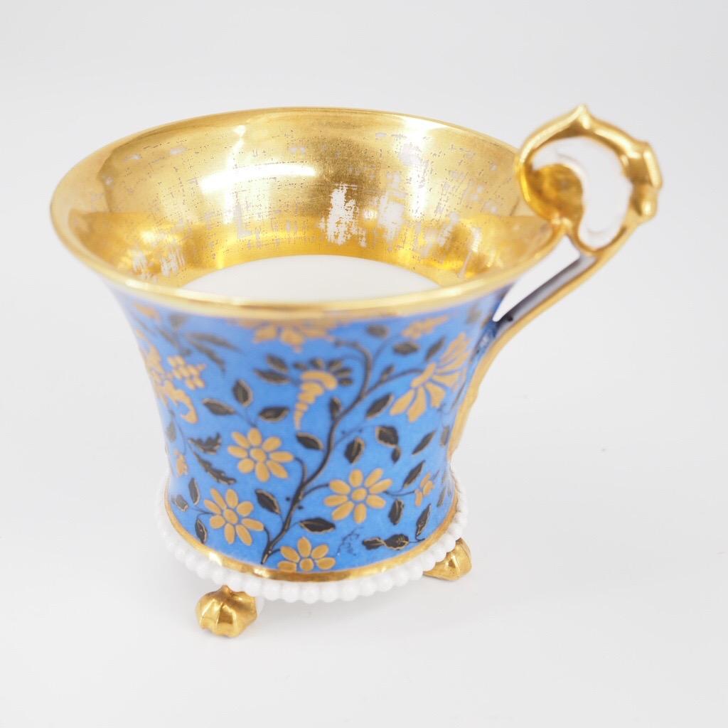 Paris Porcelain Cabinet Cup & Saucer, circa 1830 For Sale 6