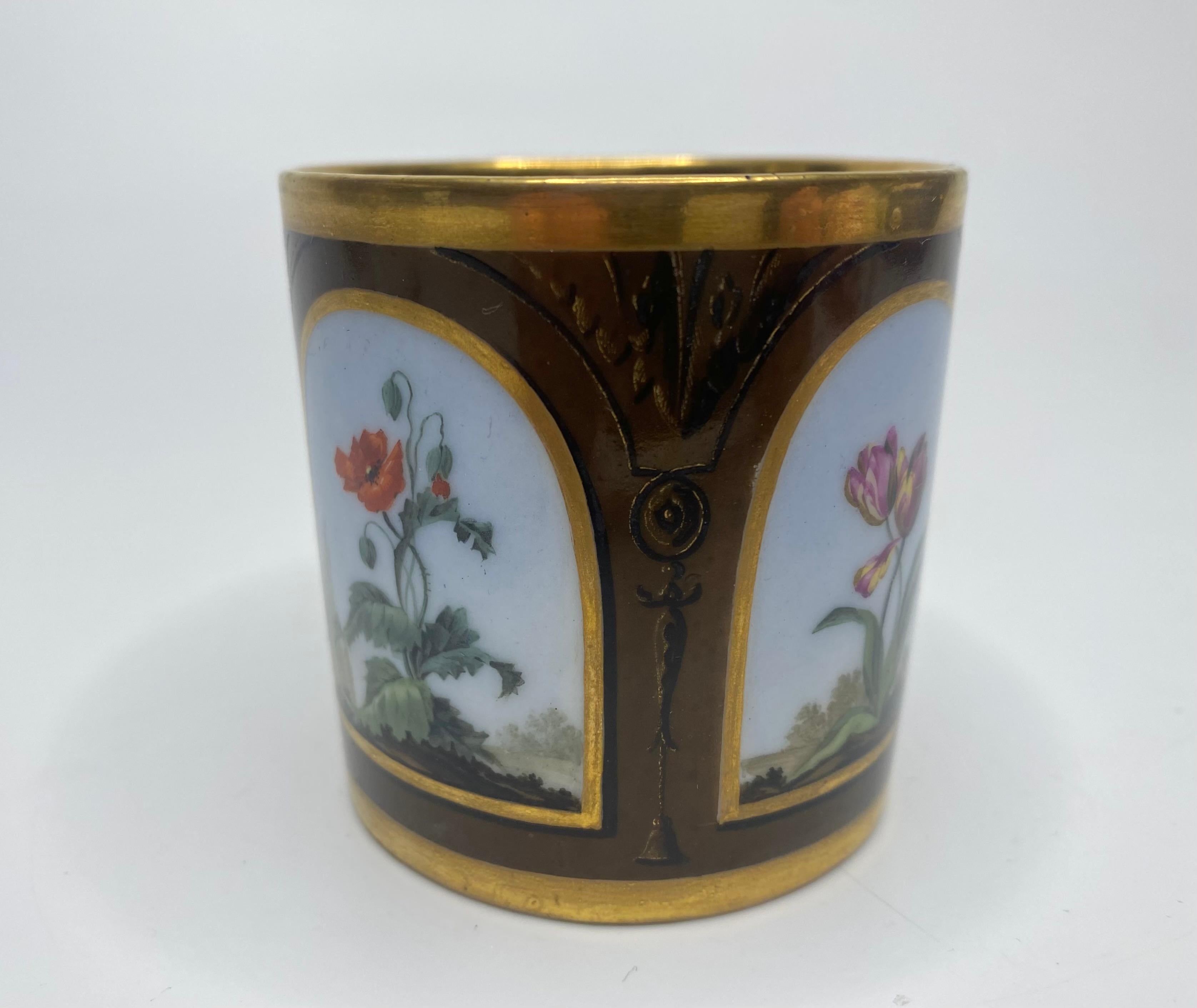 Paris porcelain coffee can & saucer, c. 1810. For Sale 5