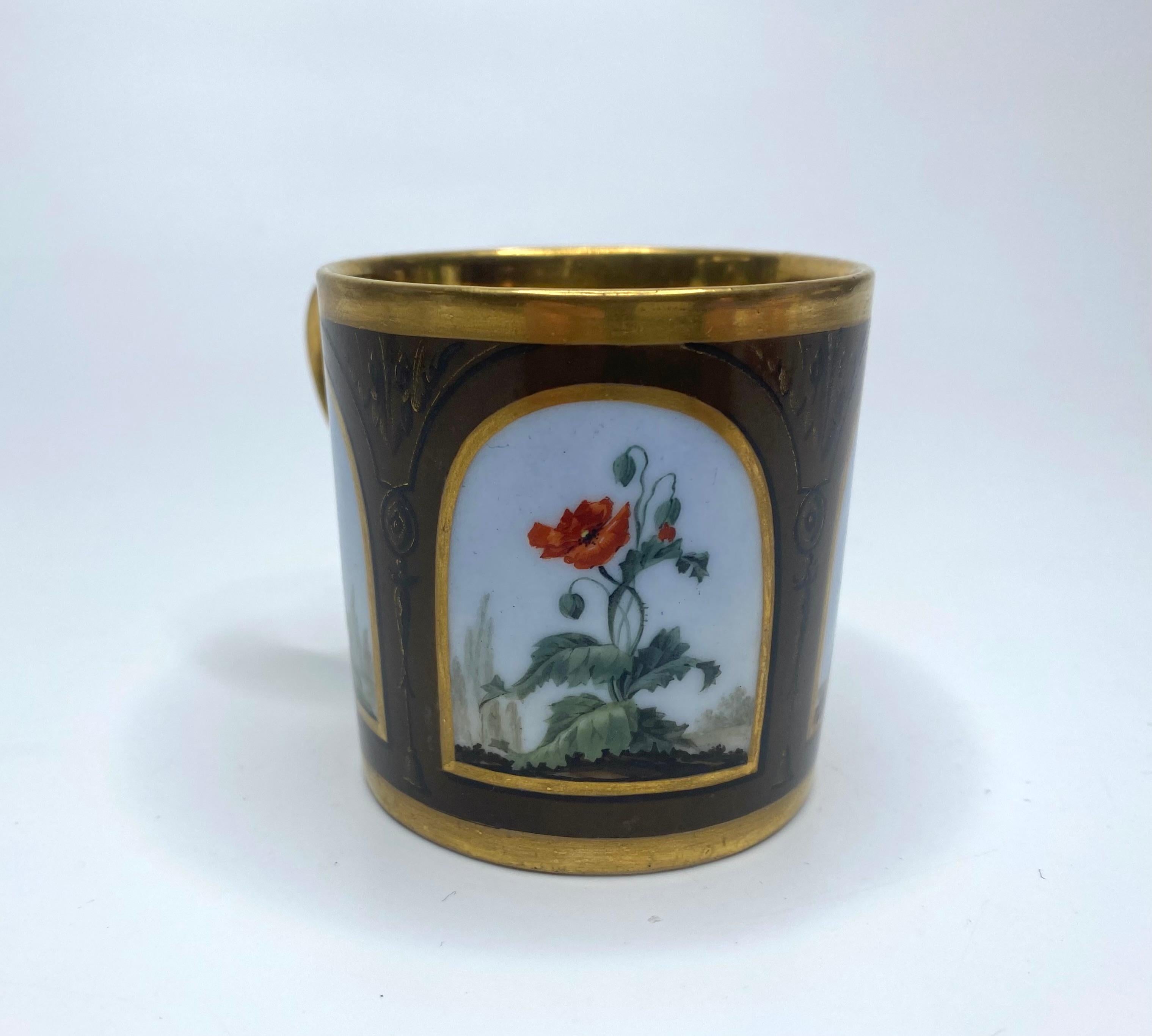 Early 19th Century Paris porcelain coffee can & saucer, c. 1810. For Sale