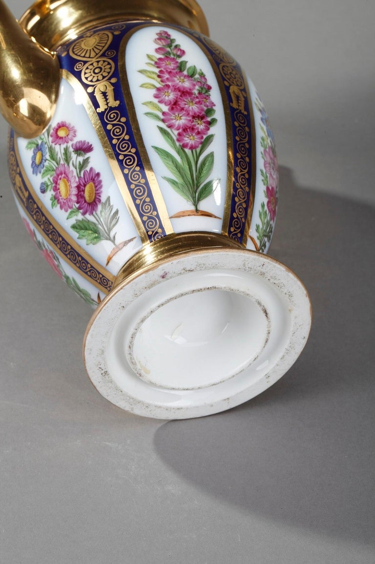 Paris Porcelain Coffee Service in Charles X-Style For Sale 9