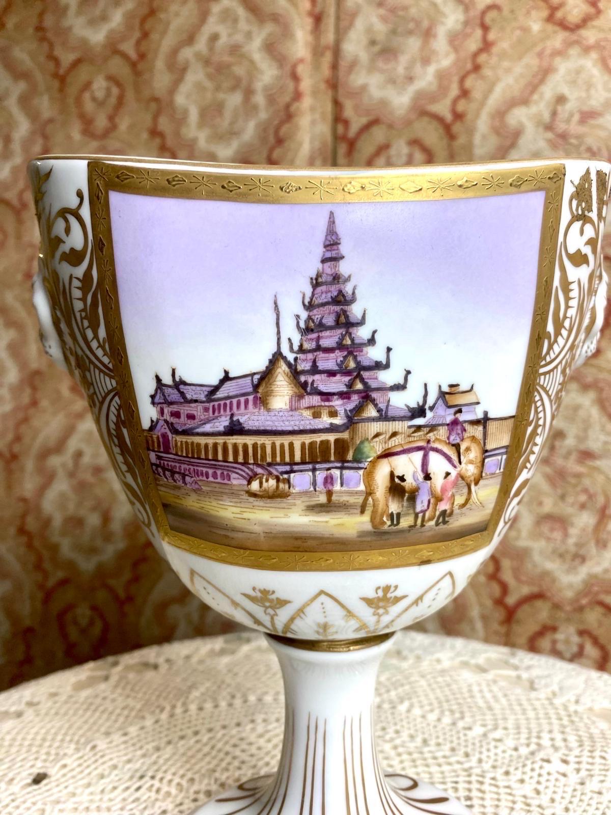 Pariser Porzellankutsche mit orientalischem Dekor - Ende 19. Jahrhundert im Angebot 4