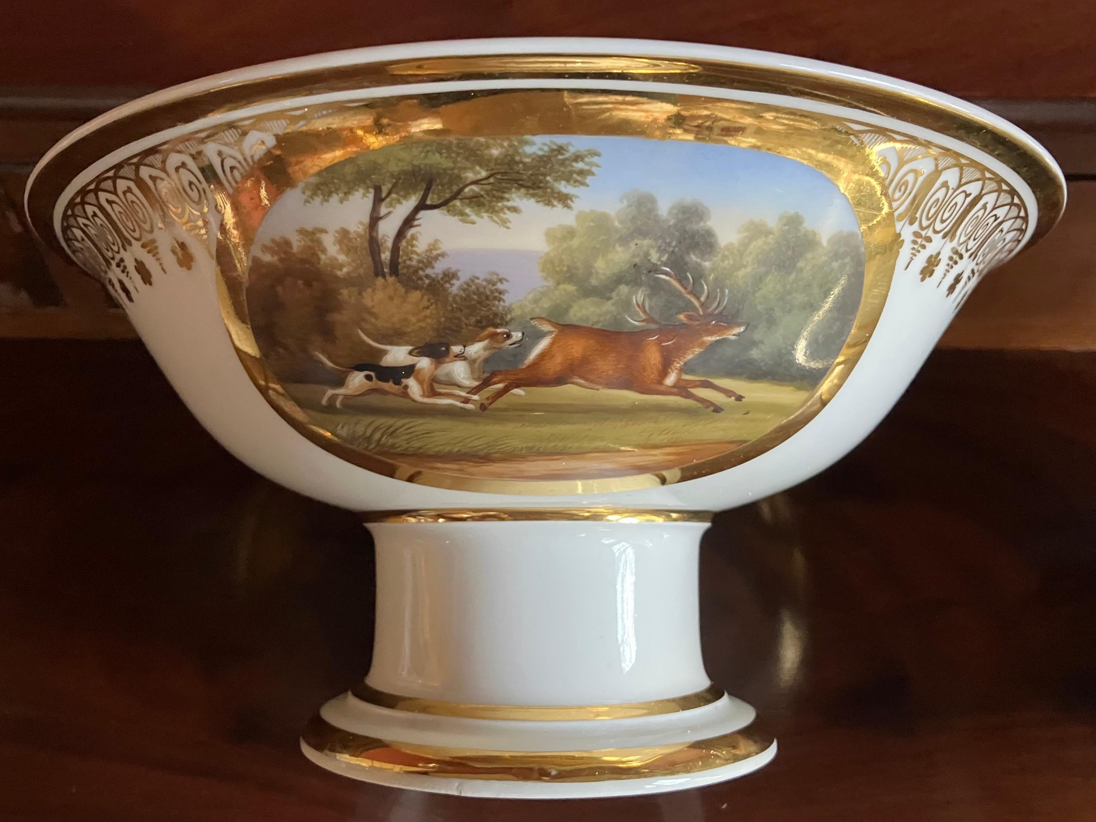Pariser Porzellan Vergoldetes Jagdservice im Zustand „Gut“ im Angebot in New York, NY