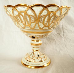 Paris porcelain fruit basket - 19th century circa 1840