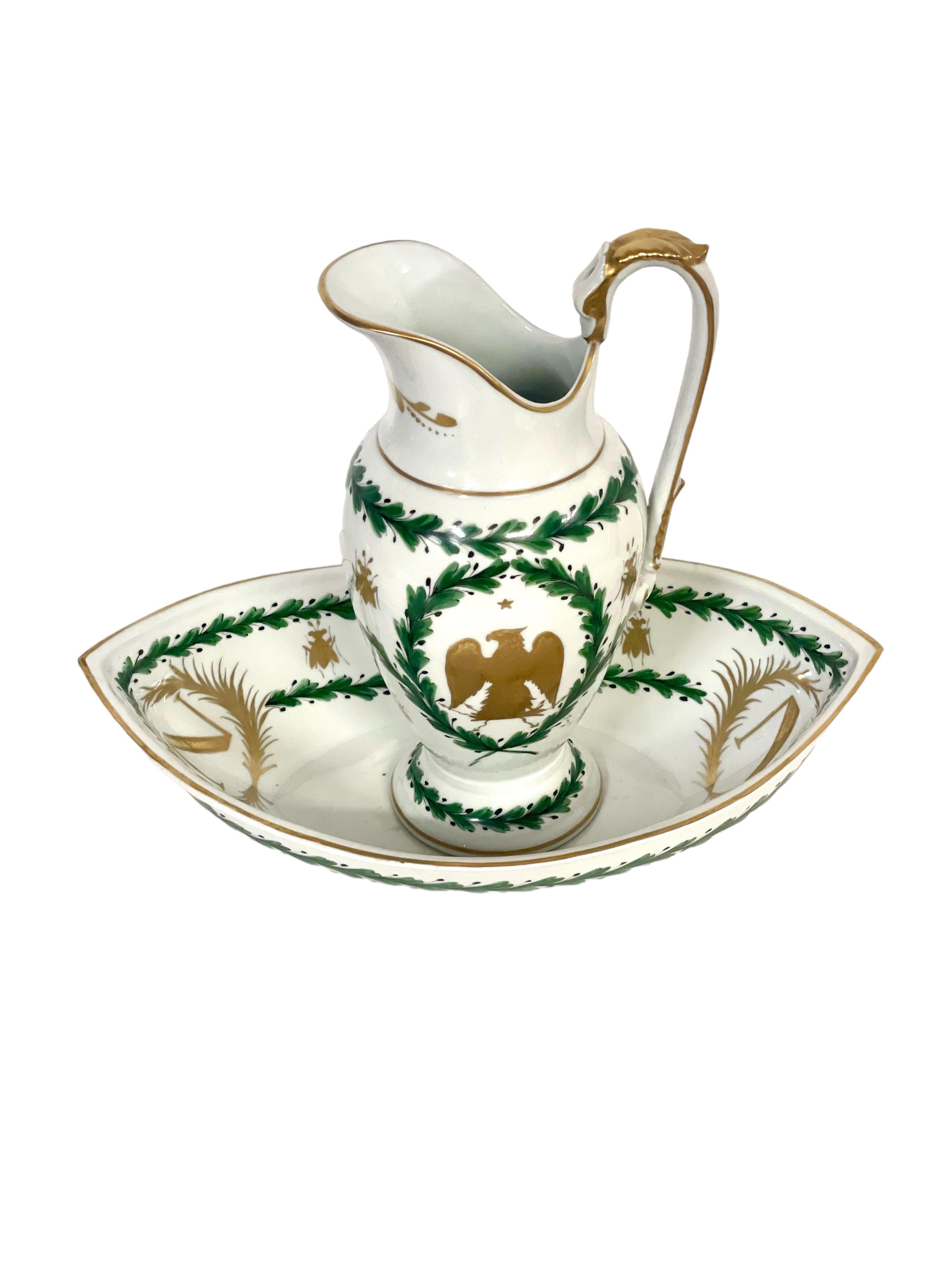 French Empire Period Paris Porcelain Basin and Pitcher with Napoleonic Emblems For Sale 10