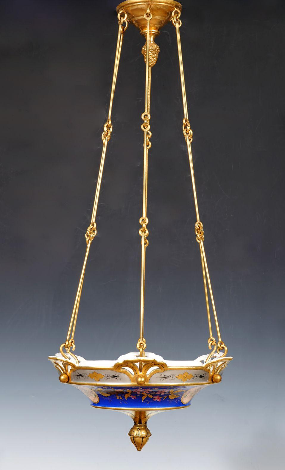 French Paris Porcelaine Chandelier with Flowers, France, circa 1890 For Sale
