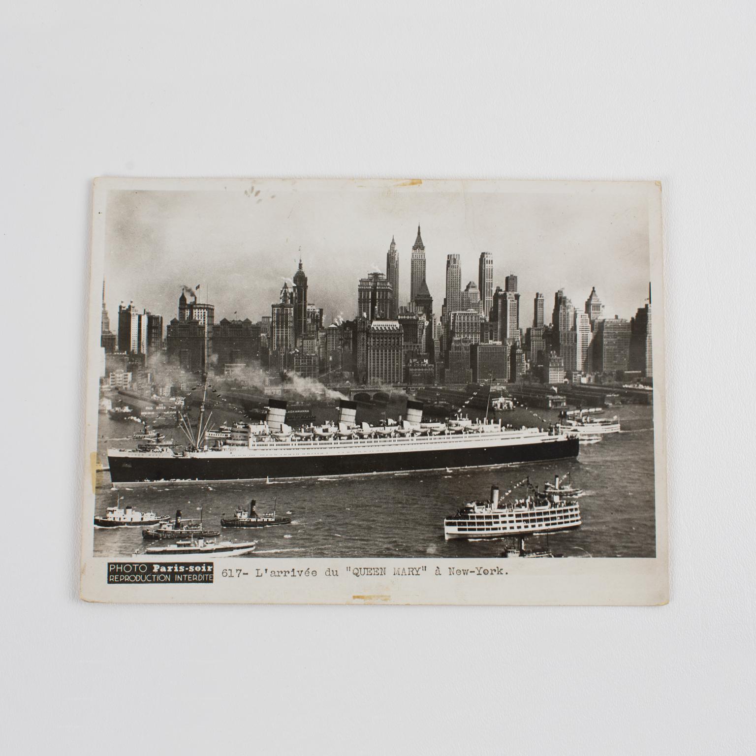 The Queen Mary in New York 1936 - Silver Gelatin B and W Photography Framed 3