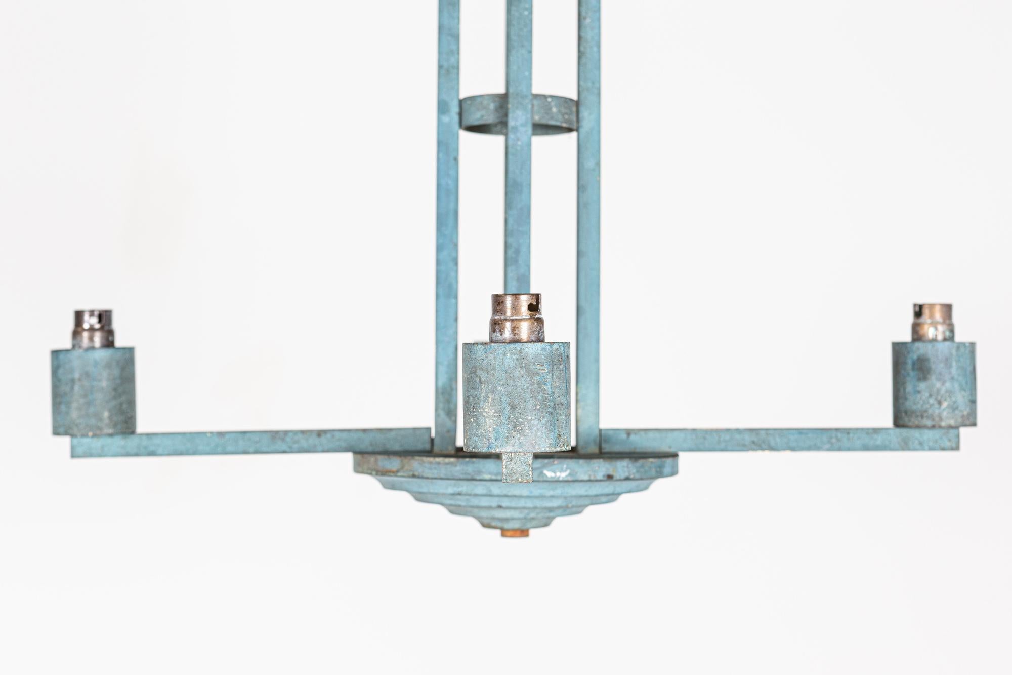 Inizio XX secolo Lampadario in ottone a 4 bracci Paris Theatre Verdigris in vendita