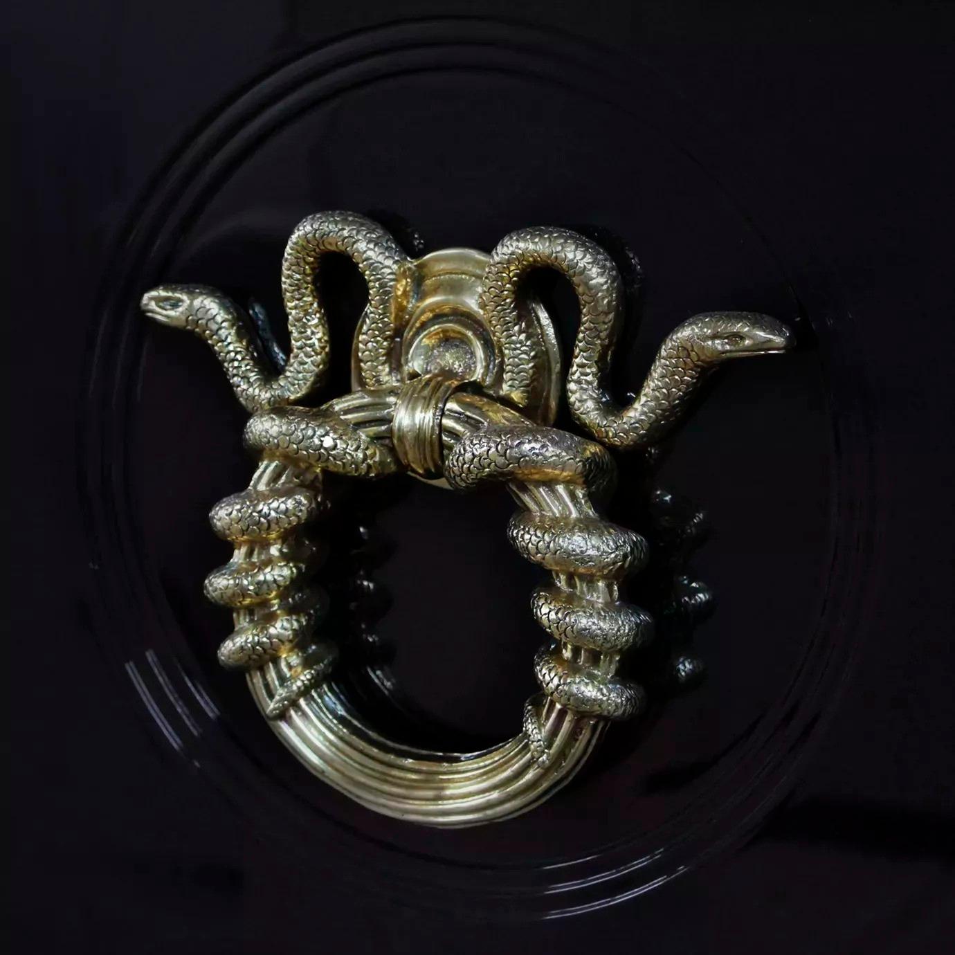Fatto a mano Armoire parigino in vendita