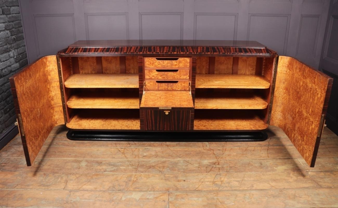 Parisian Art Deco Macassar Sideboard c.1925 In Good Condition For Sale In London, GB