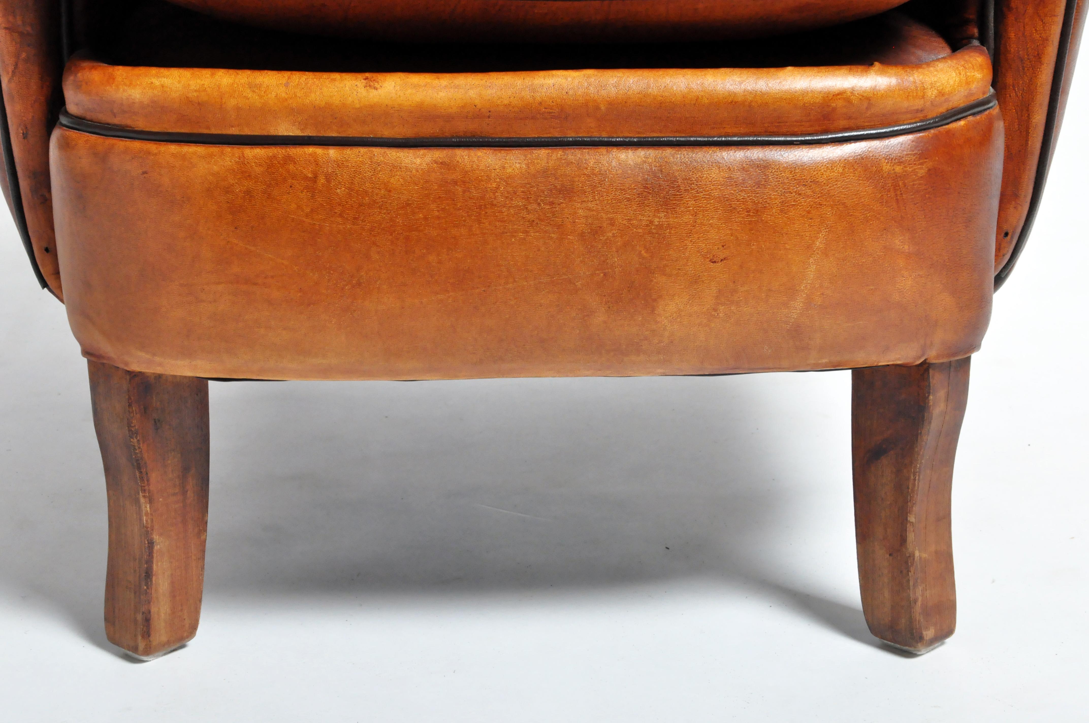 Parisian Brown Leather Armchair 5