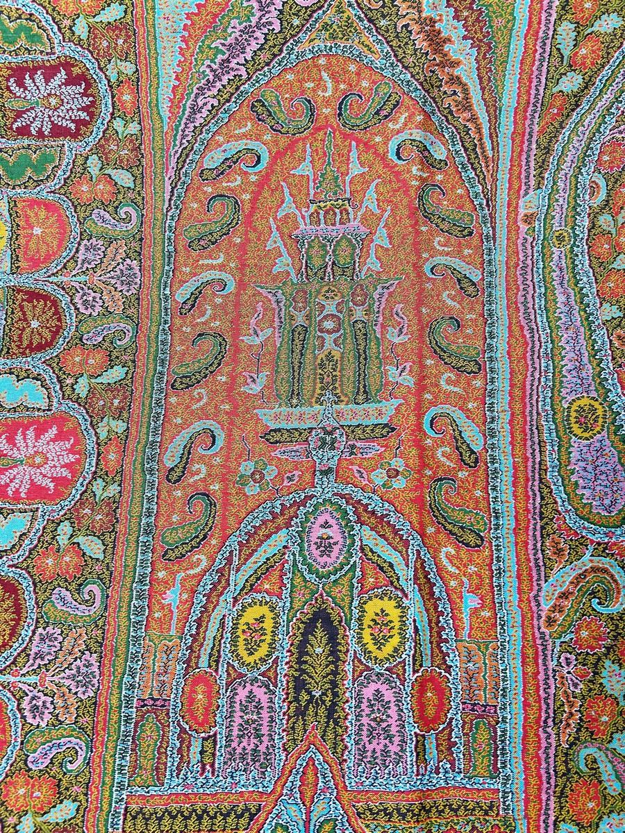 Parisian cashmere Paisley shawl with signature - France Circa 1855 For Sale 3