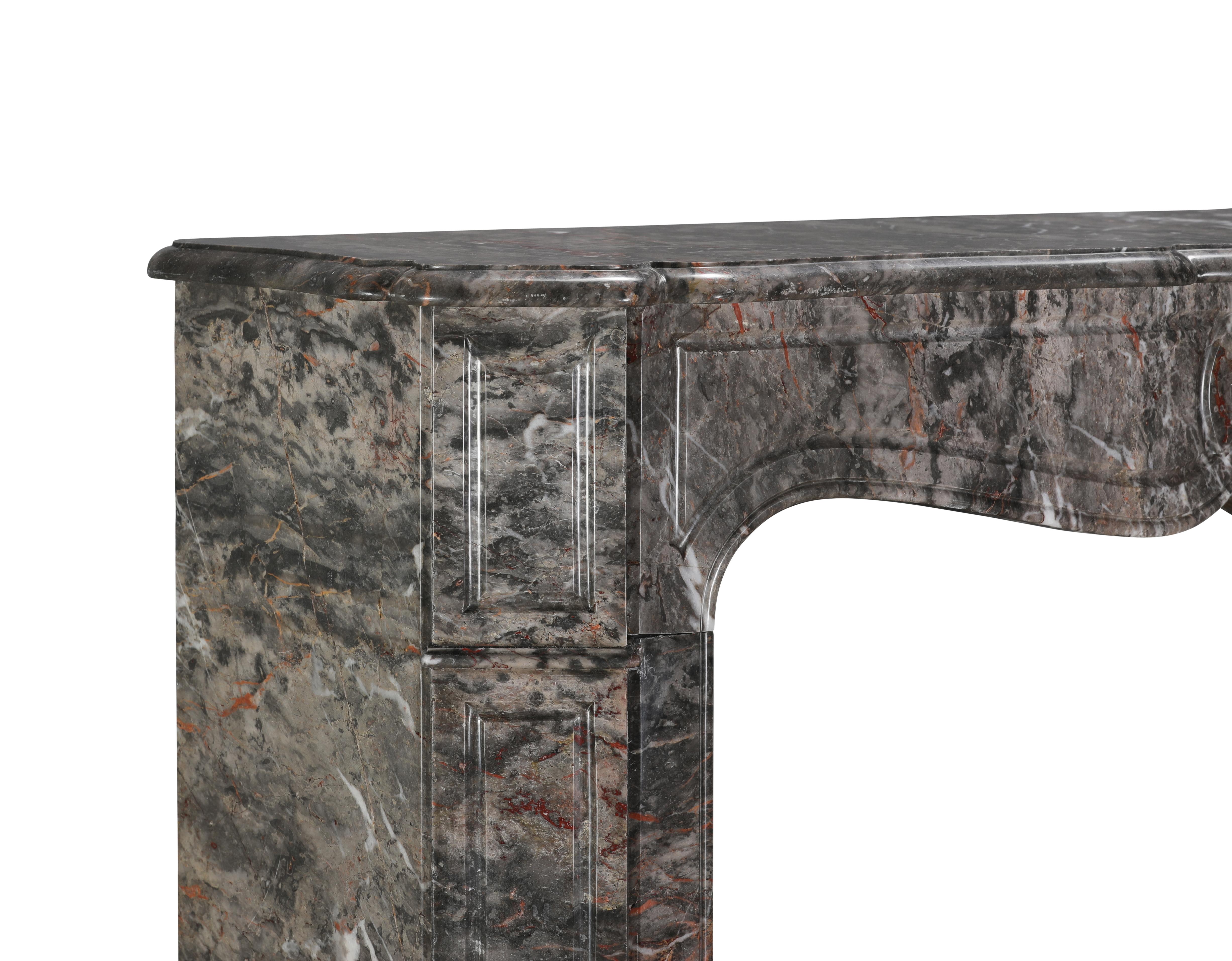 Cornice per caminetto Pompadour di design parigino in raro marmo Boi Jourdan francese in vendita 12