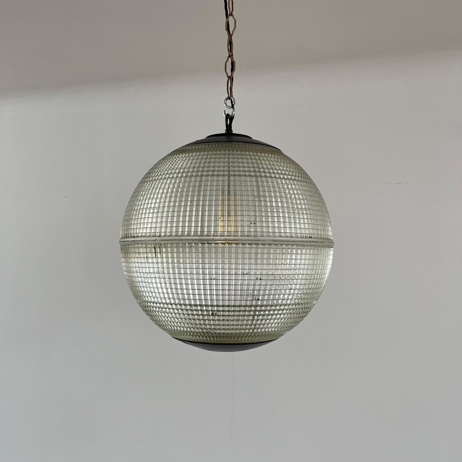 holophane globe pendant light