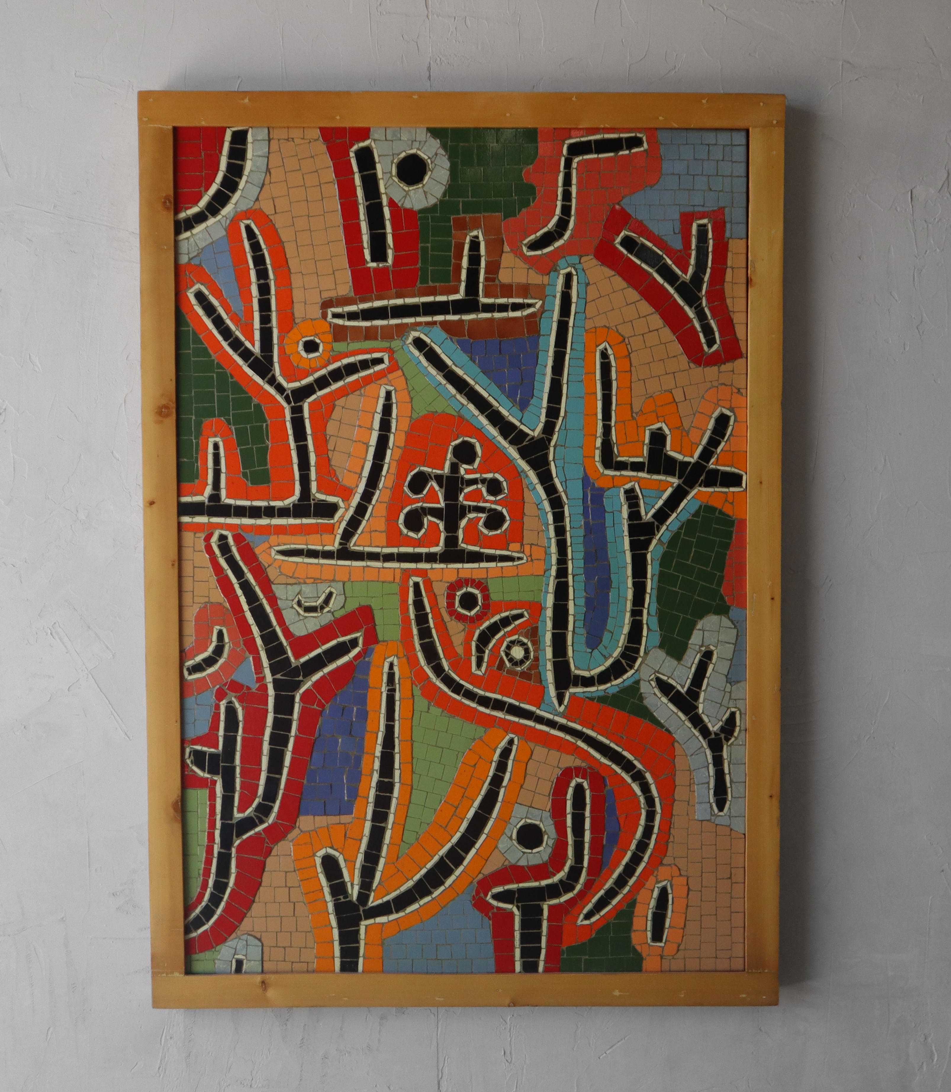 GRANDE y absolutamente increíble Park Bei Lu, de Paul Klee, pieza de arte en mosaico a gran escala. El mosaico está enmarcado. De líneas y colores atrevidos, esta pieza combina una pieza notable de la historia del arte con un medio único. Dar una