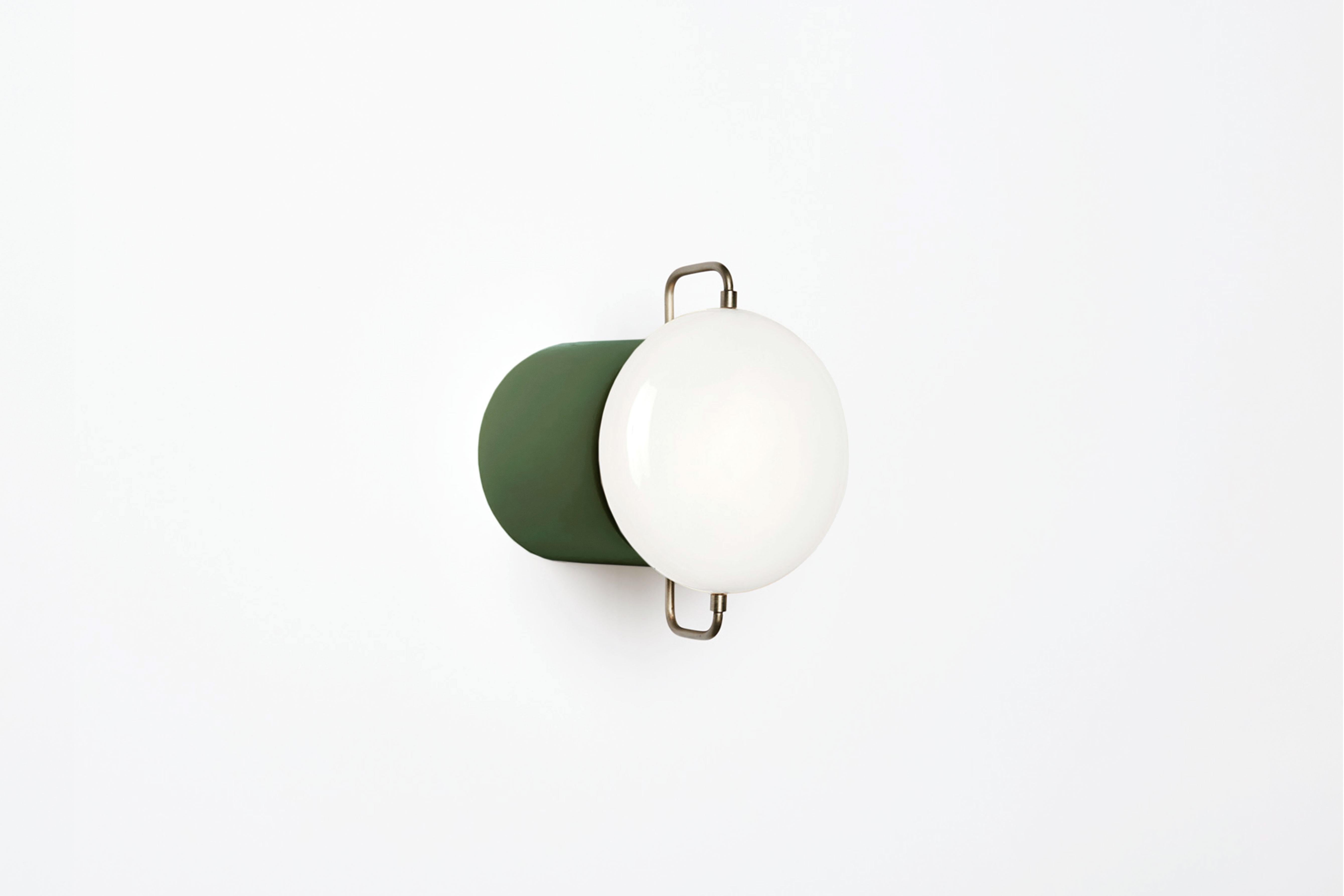 Workstead Park I in White Enamel For Sale 8