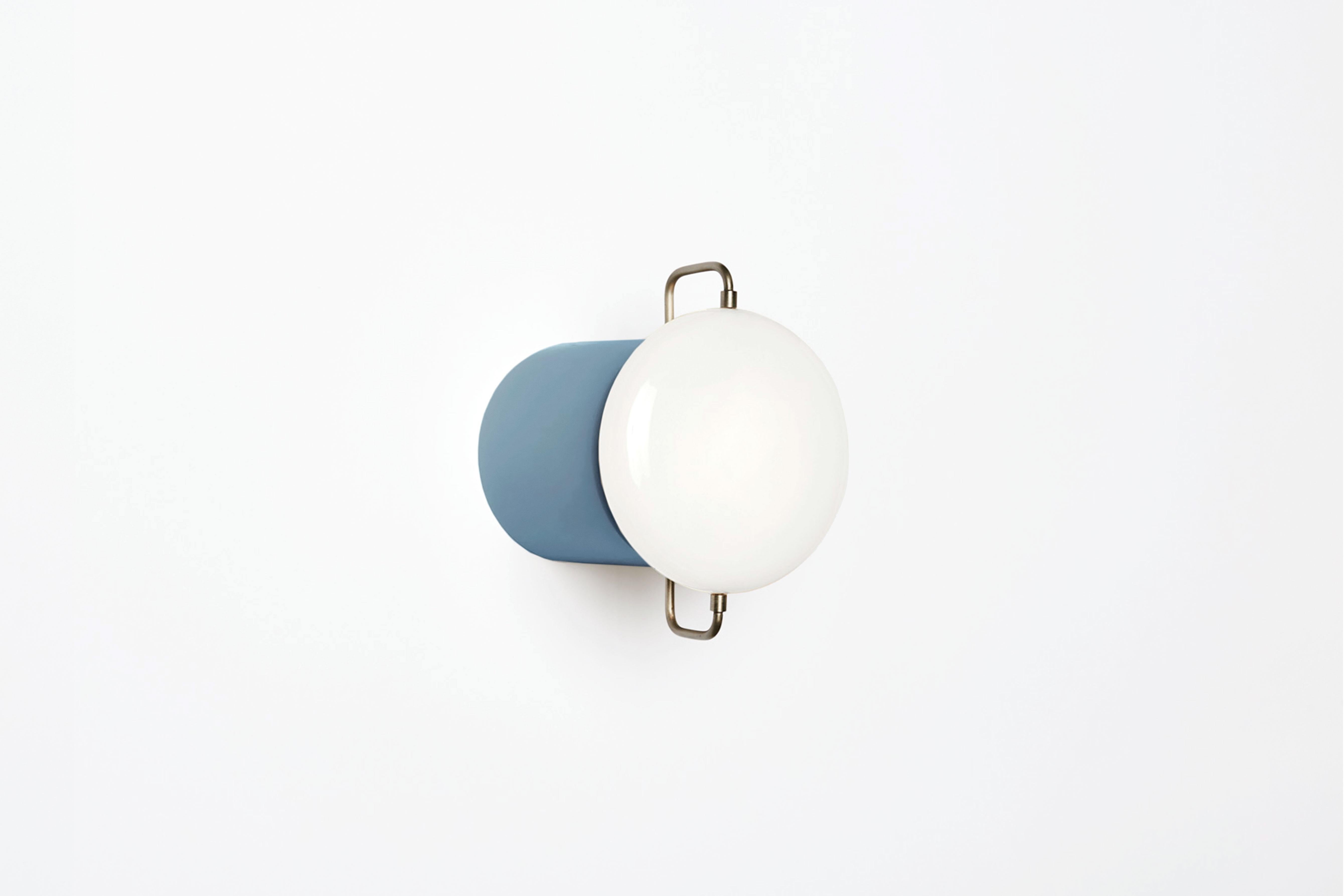 Workstead Park I in White Enamel For Sale 10
