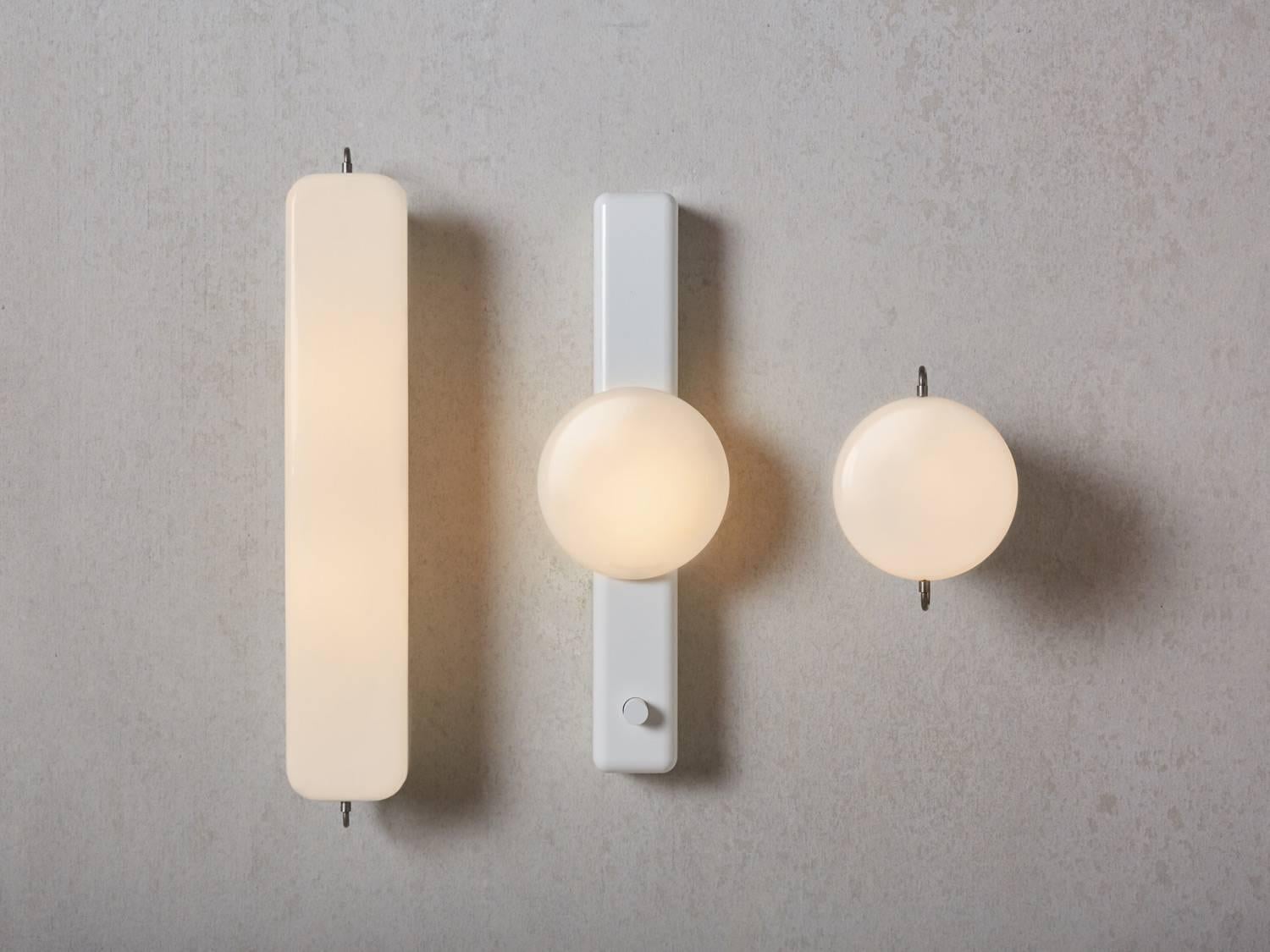 Powder-Coated Park I Wall Sconce For Sale