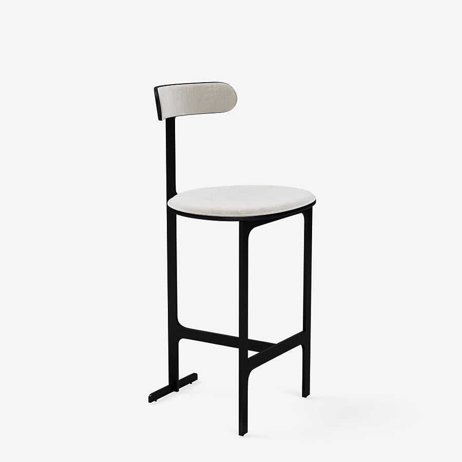 This park place counter stool by yabu pushelberg in black soft touch is upholstered in seaton street nubuck leather. Seaton street comes in 9 colorways from Germany, with a weight of 1.2-1.4mm.

The park place counter stool by Yabu Pushelberg is a