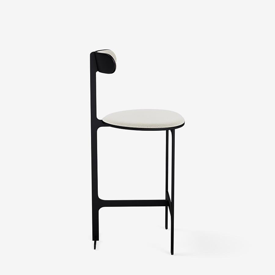black parts in stool