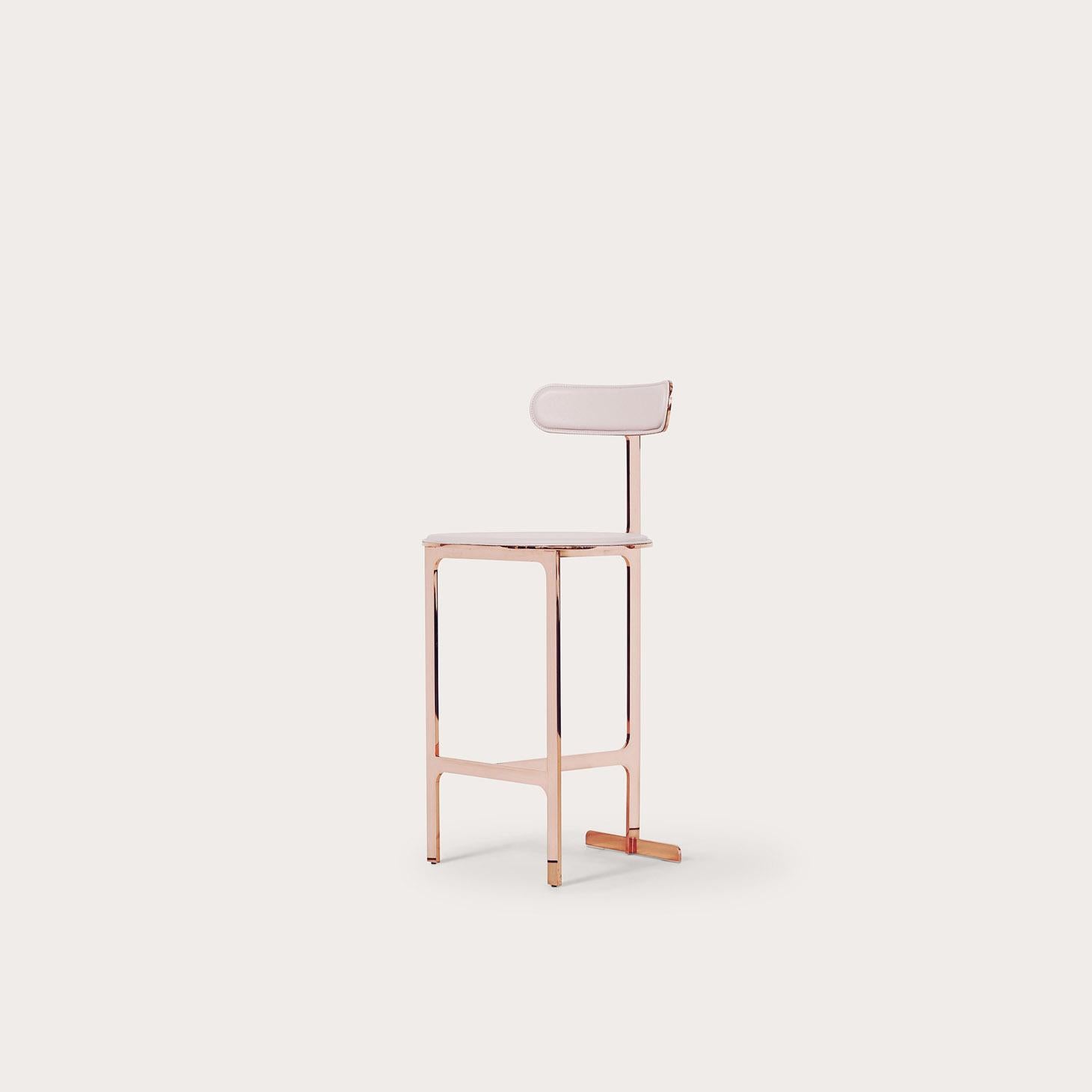 Park place is in the heart of the most famous skyline in the world. The strong simple lines metal structure of the Park Place stools and chair by Yabu Pushelberg are reminiscent of the skyscrapers that tower above Manhattan.

Some stock available