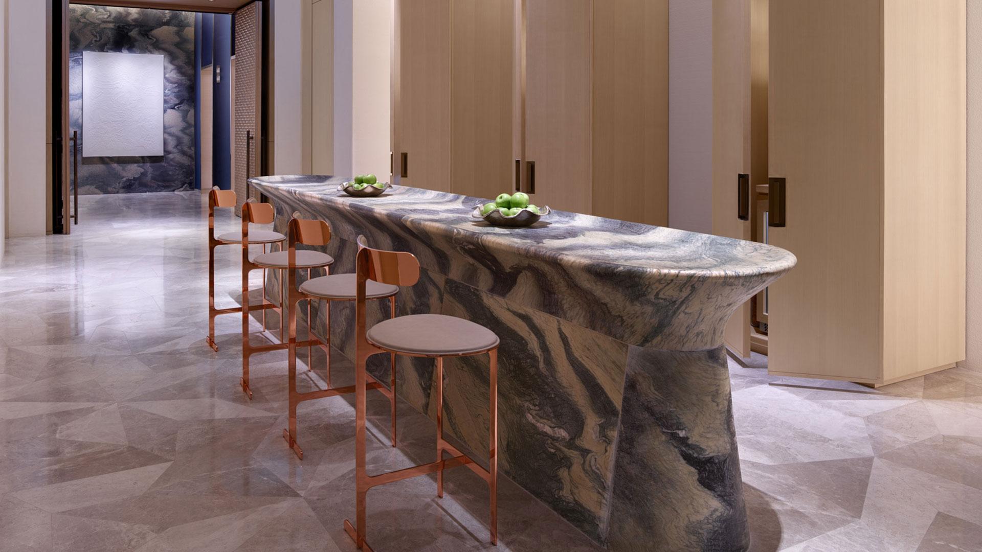 Sgabello Park Place di Yabu Pushelberg con struttura in acciaio inox in vendita 8