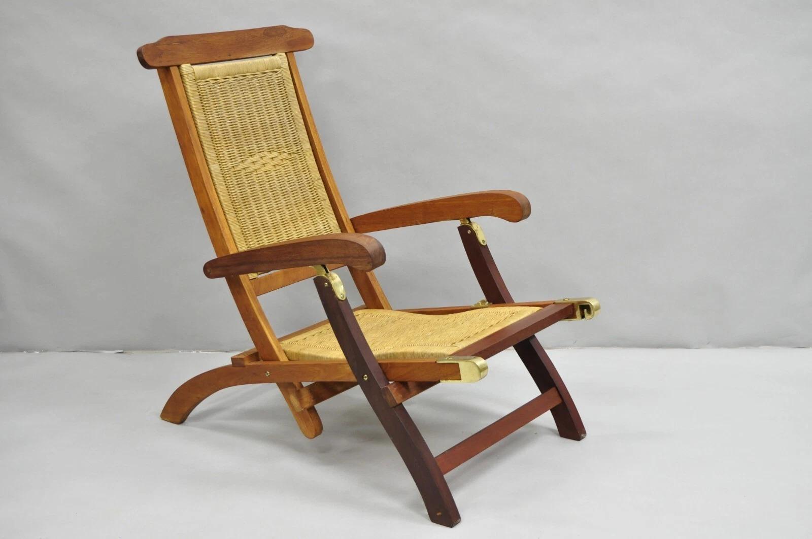 Sconosciuto Park Royal British Colonial in legno duro e vimini Plantation Foldes Deck Chair Pair in vendita