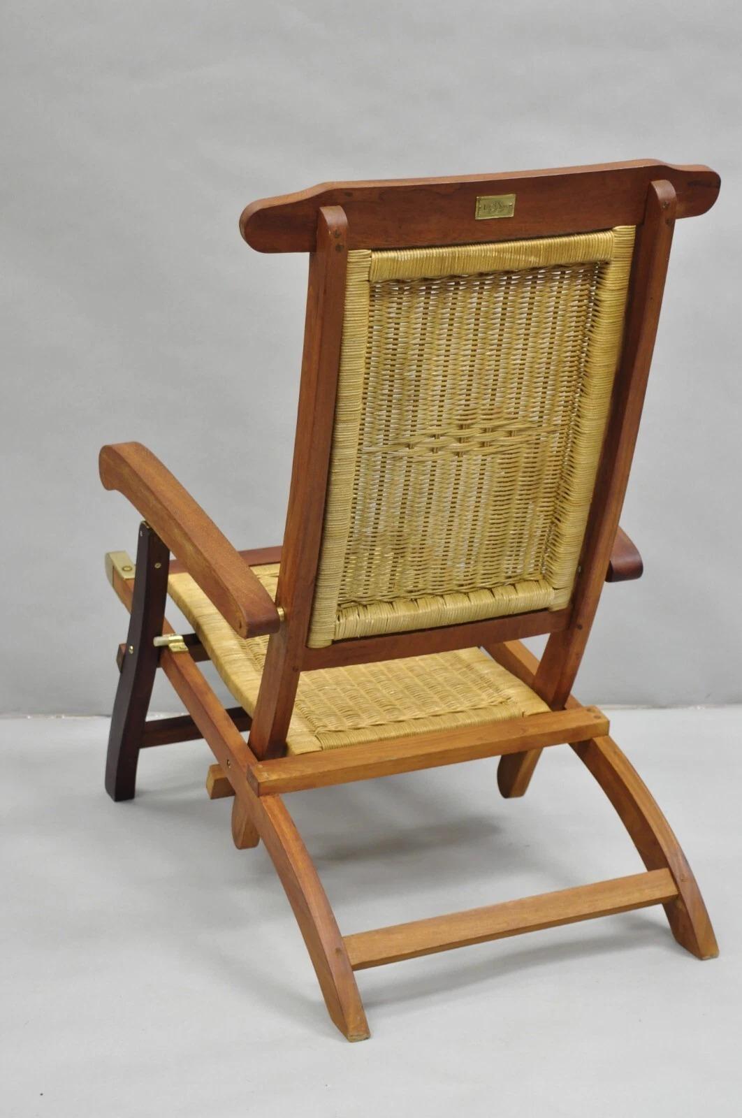 Park Royal British Colonial in legno duro e vimini Plantation Foldes Deck Chair Pair in vendita 2