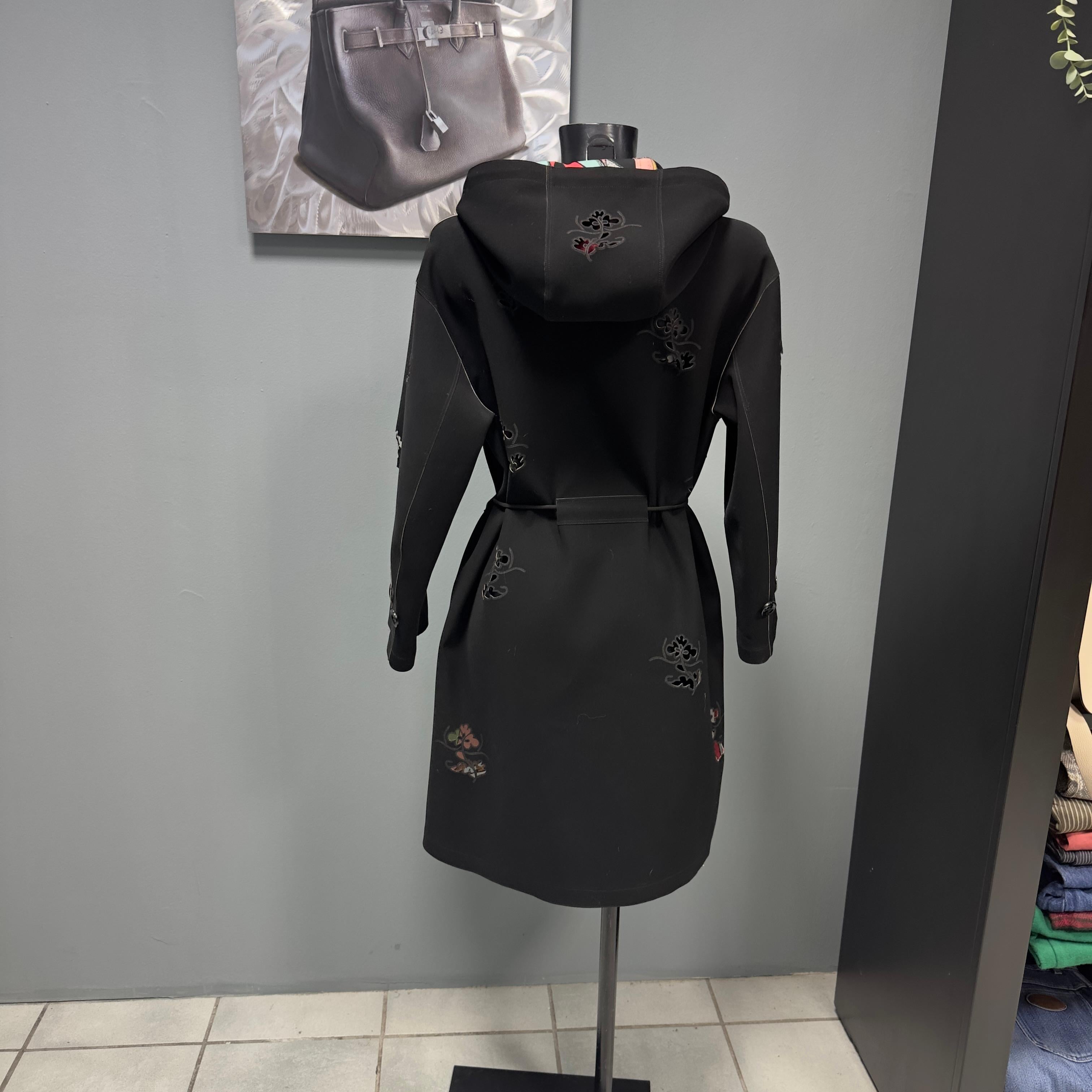 Giorgio Armani Parka wie neu für Damen oder Herren