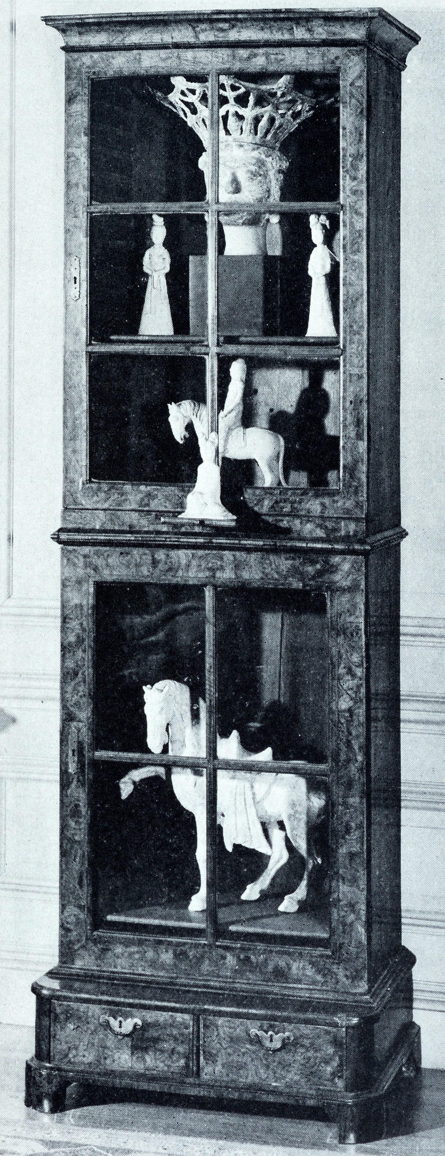 Parke-Bernet NY Florence H. Crane, Castle Hill, Importanti mobili inglesi, 1a edizione in vendita 5