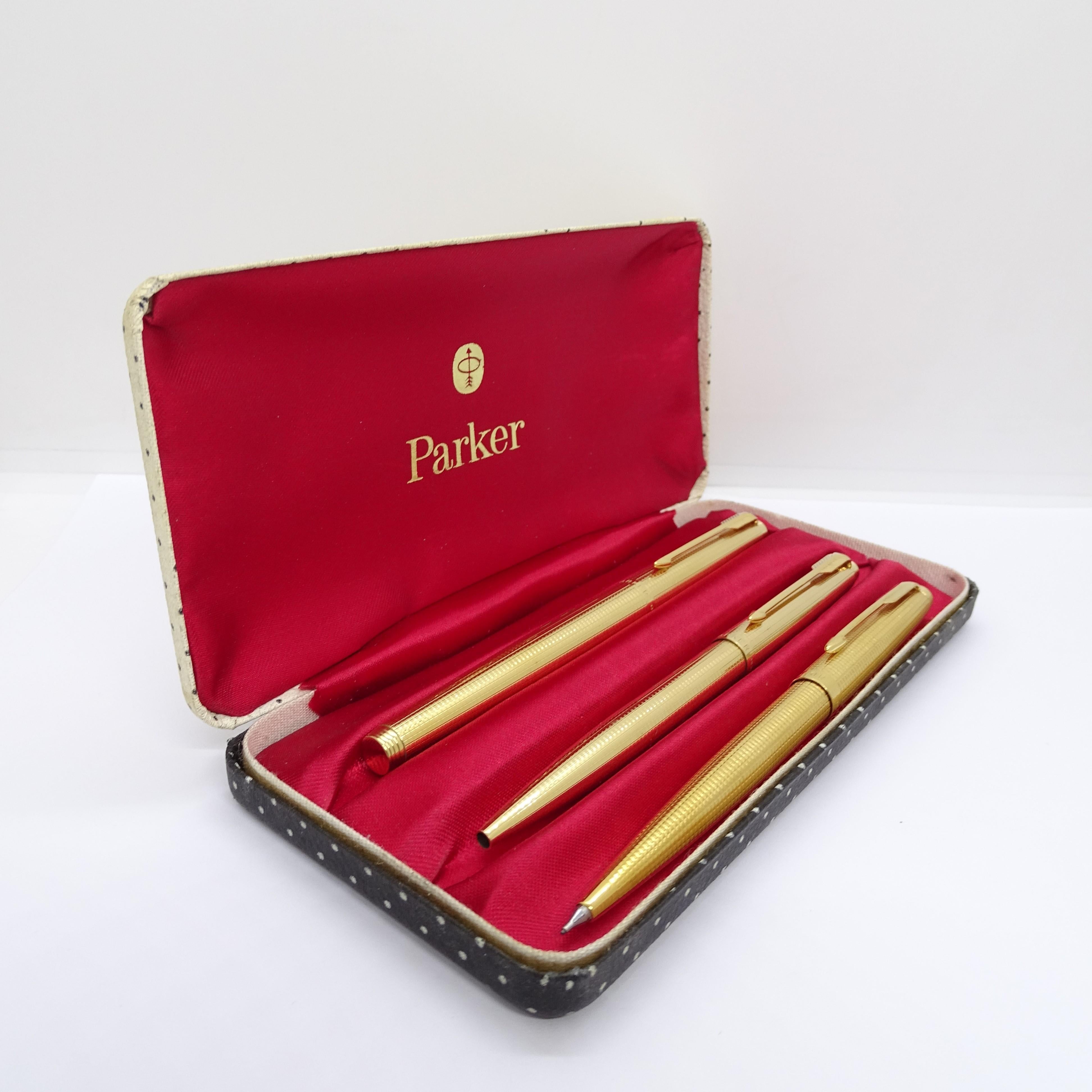Women's or Men's Parker 75 Custom Insignia writing set with case, 14k gold plated, 70's For Sale