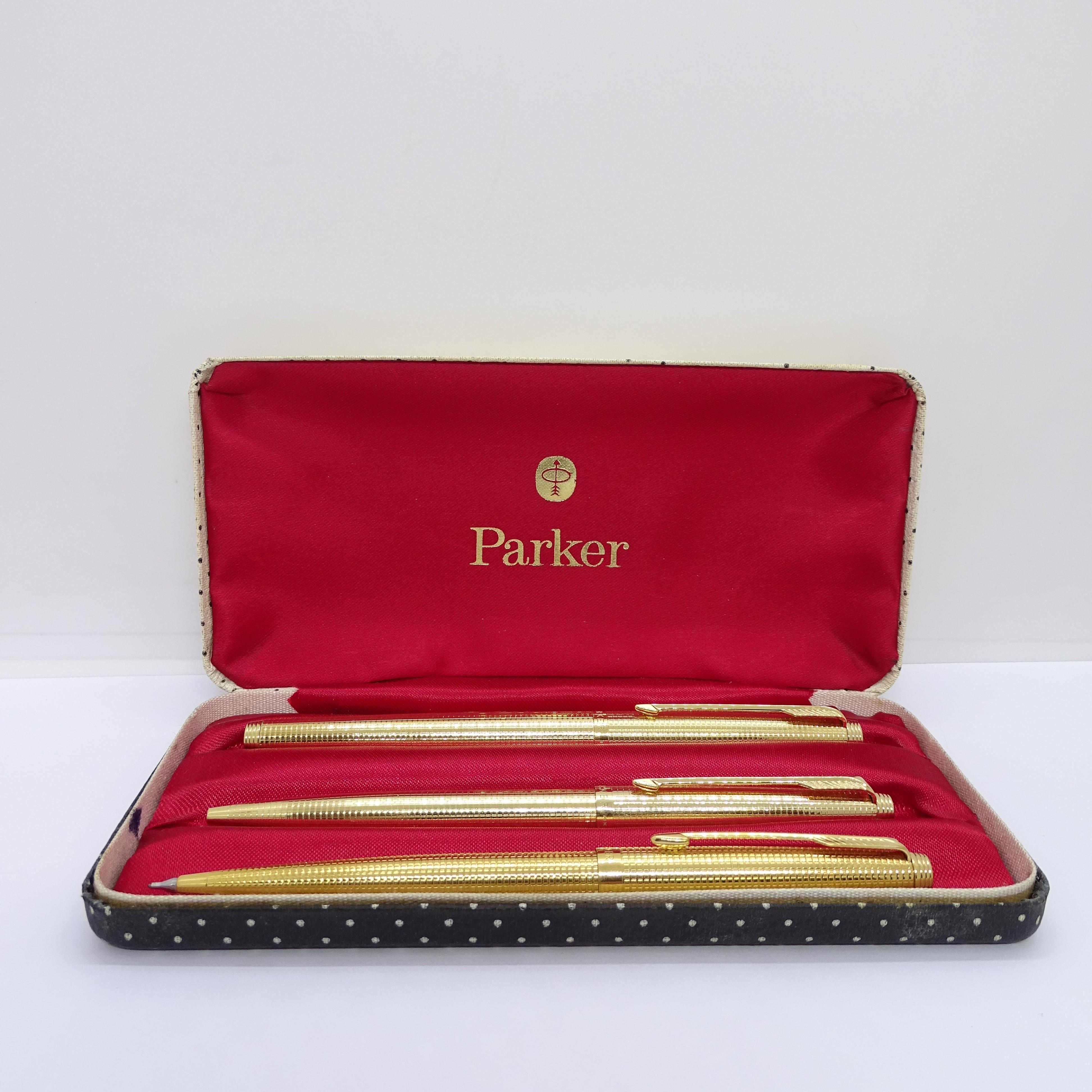 Parker 75 Custom Insignia writing set with case, 14k gold plated, 70's For Sale 1
