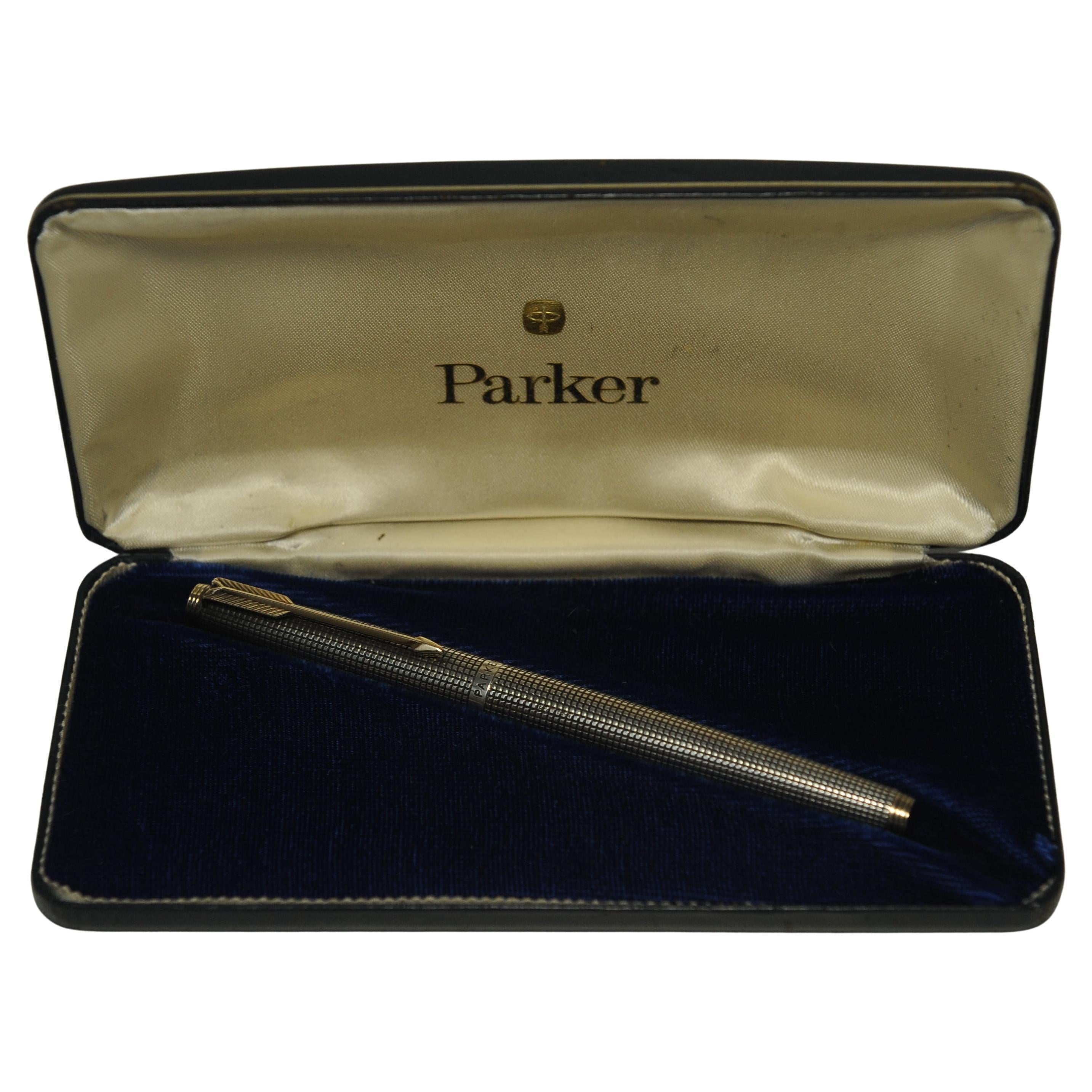 Parker 75 Vermeil Sterling Silber GT Brunnen mit 14k Gelbgold Nib (Art déco) im Angebot