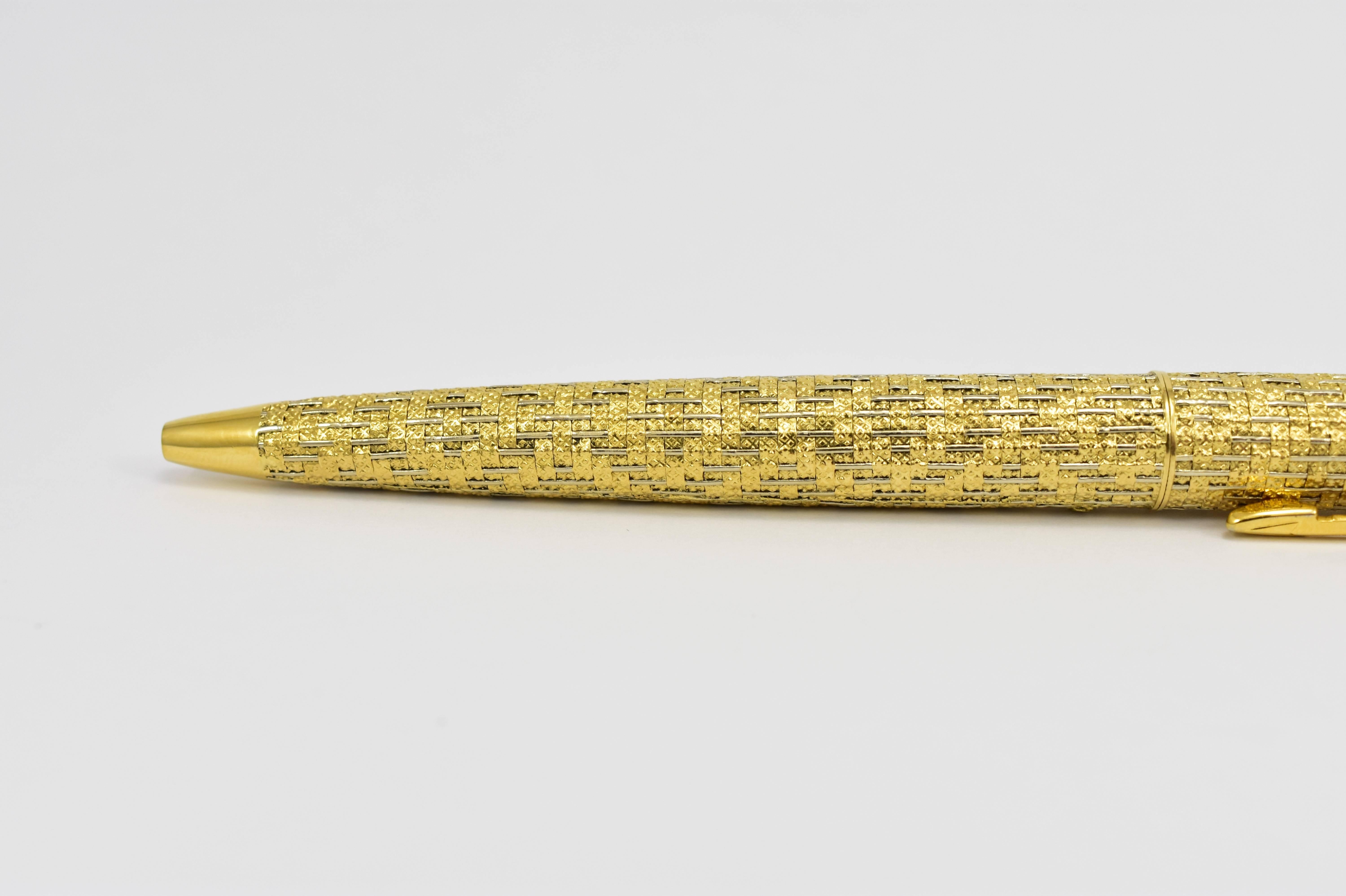 Mid-20th Century Parker Ballpoint Pen, White and Yellow Gold Basketweave For Sale