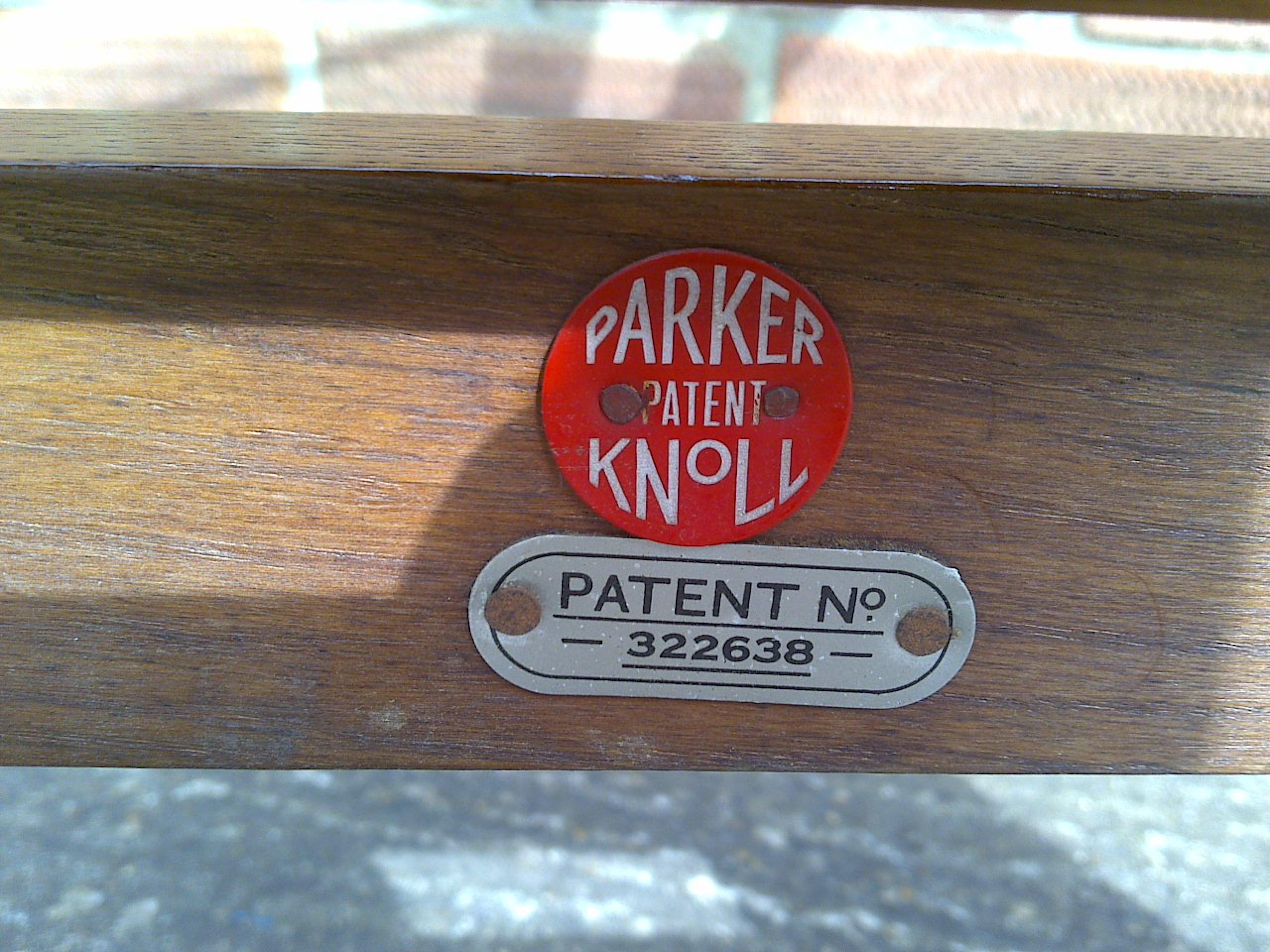 Parker Knoll, Mid-Century English Arts & Crafts Style Oak Reclining Armchair For Sale 2