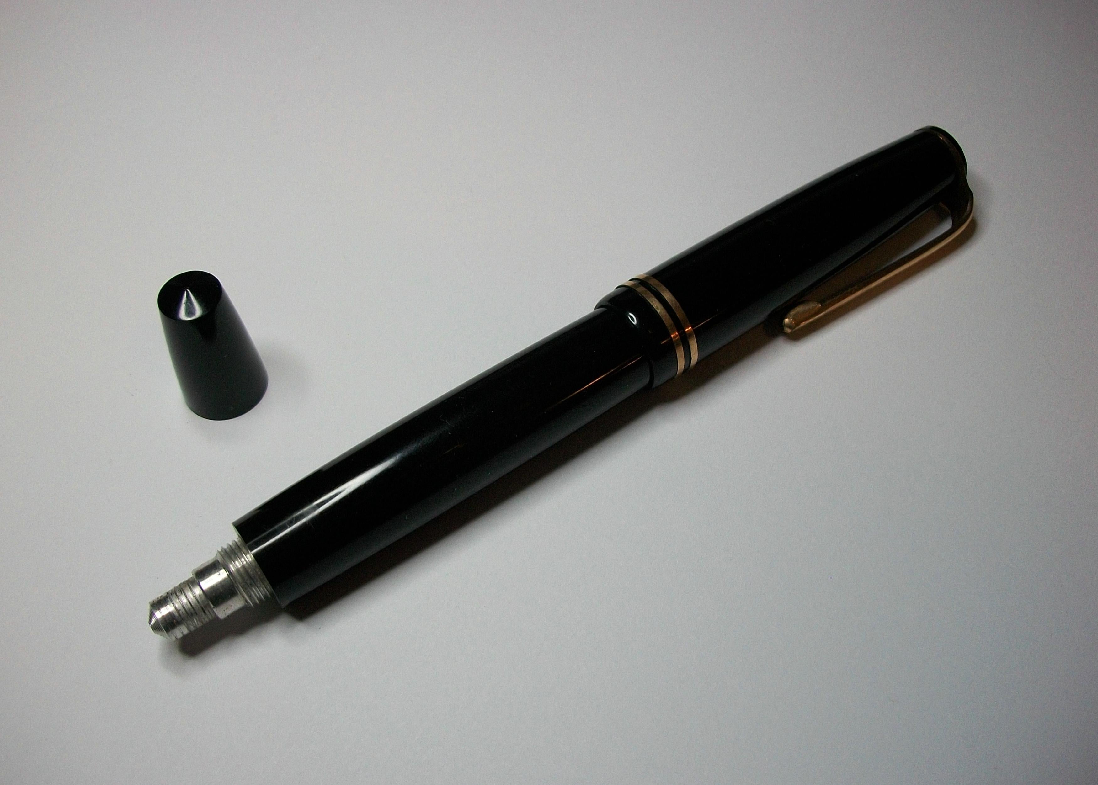 PARKER - Victory Model - Stylo Plume Noir - Plume Or 14K - K.K. - Circa 1950's en vente 3