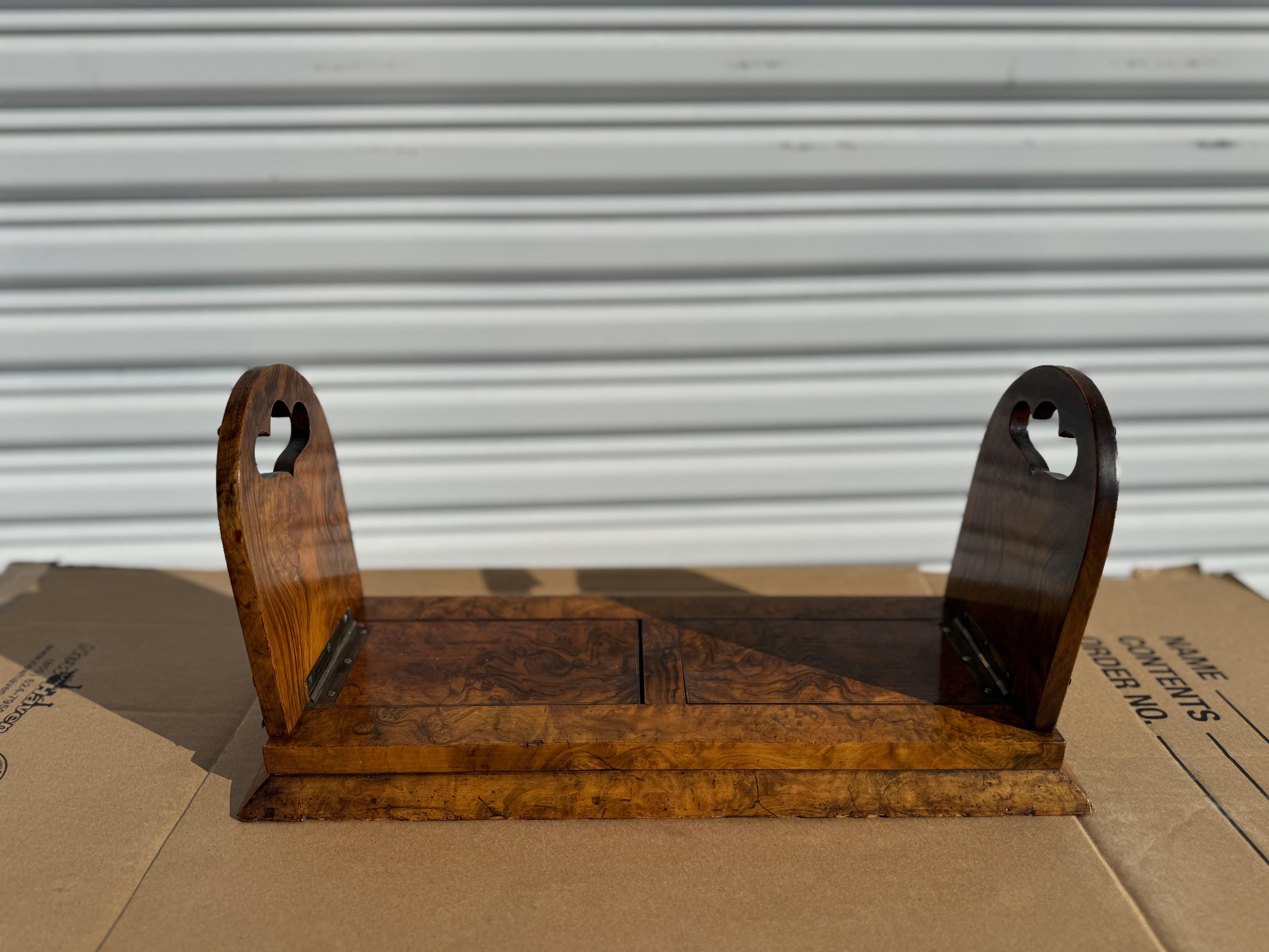 Parkins and Gotto Burlwood and Brass Gliding Book Stand With Cameos In Good Condition For Sale In Pasadena, TX