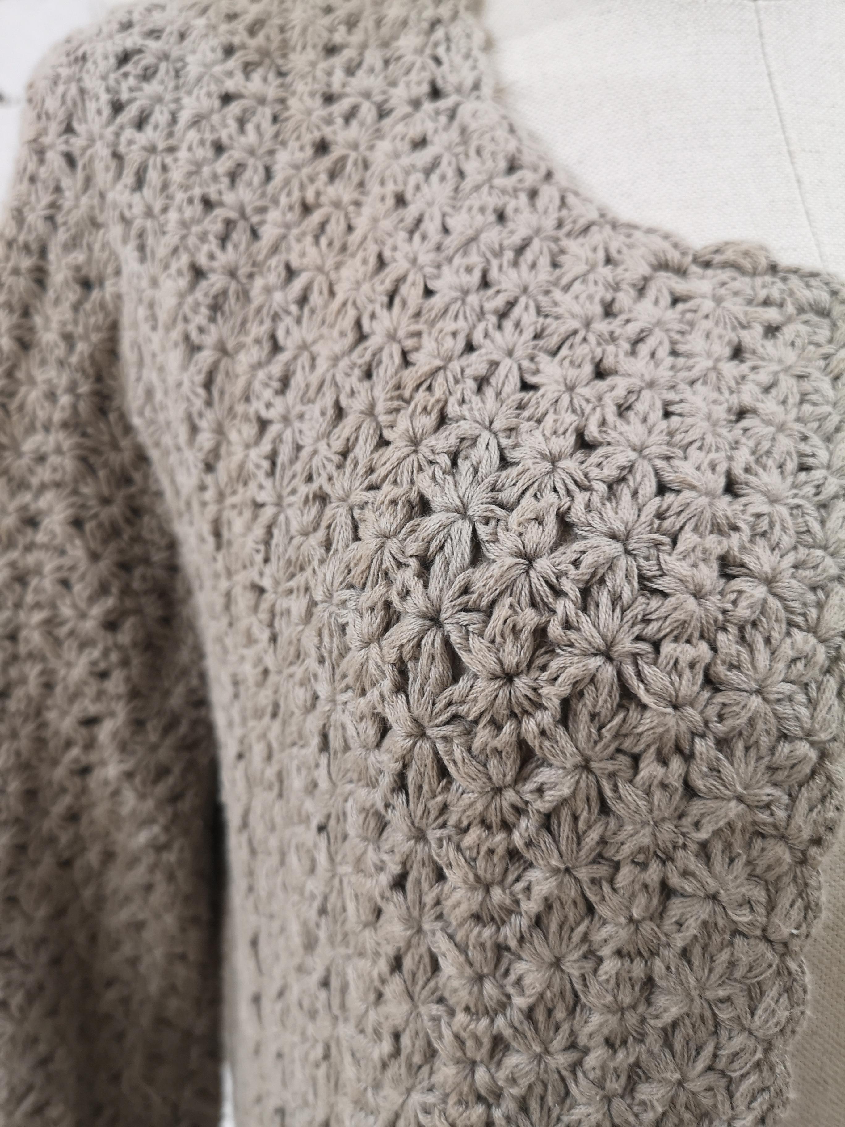 Beigefarbener langer Strickmantel / Pullover aus Baumwolle von P.A.R.O.S.H  Damen im Angebot